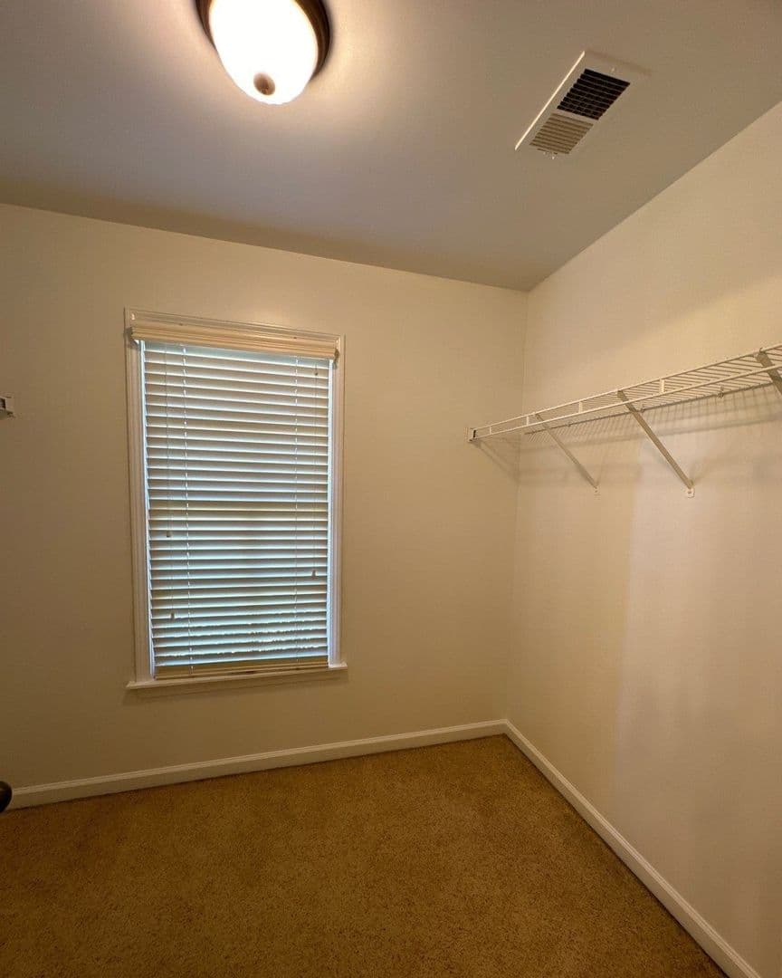 Lakeland House: 10135 Ridgewood Oak Dr.