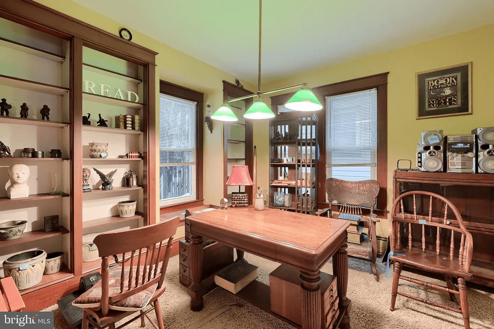 Lititz House: 26 W Lemon St