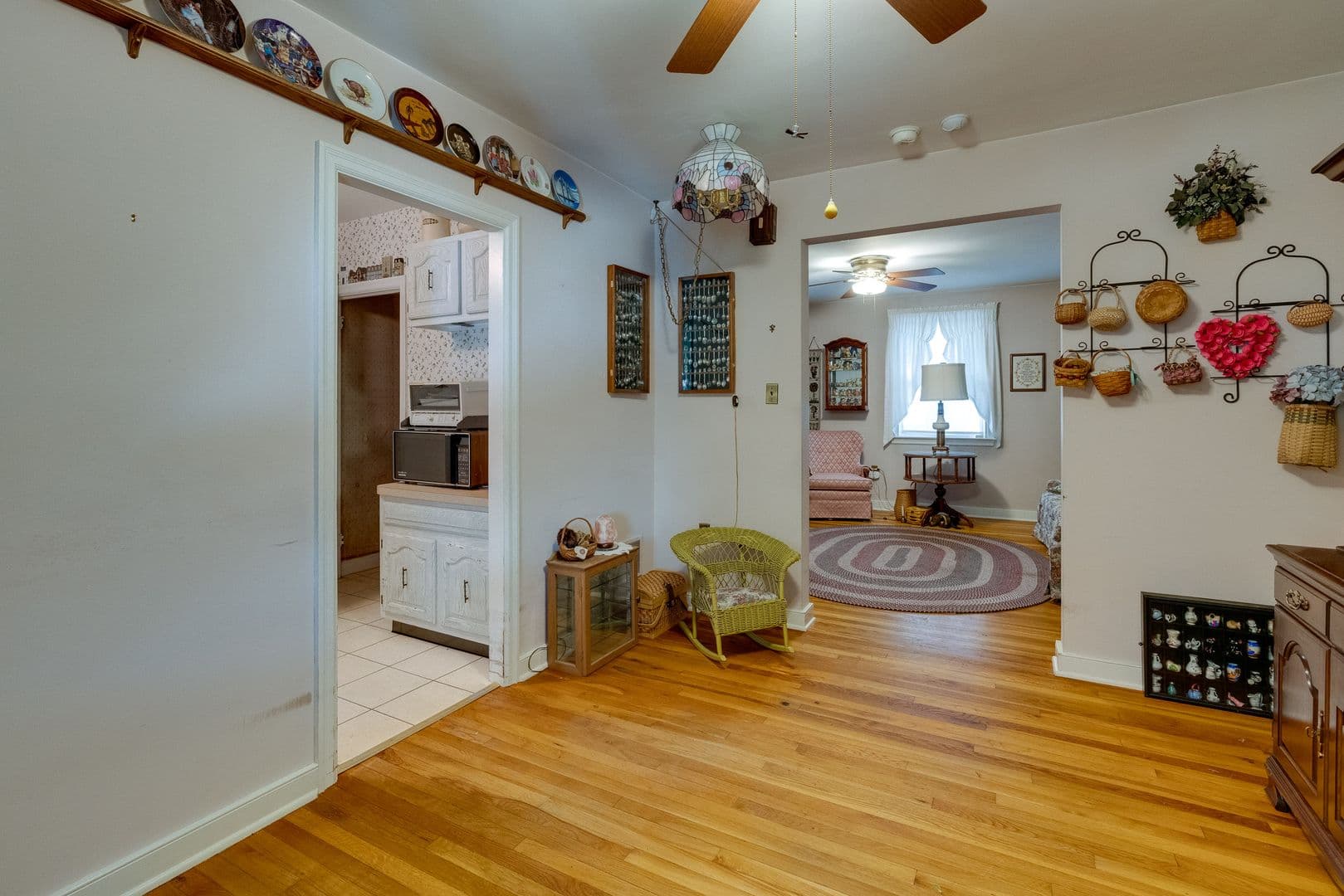 Lancaster Townhome: 409 Fairview Ave