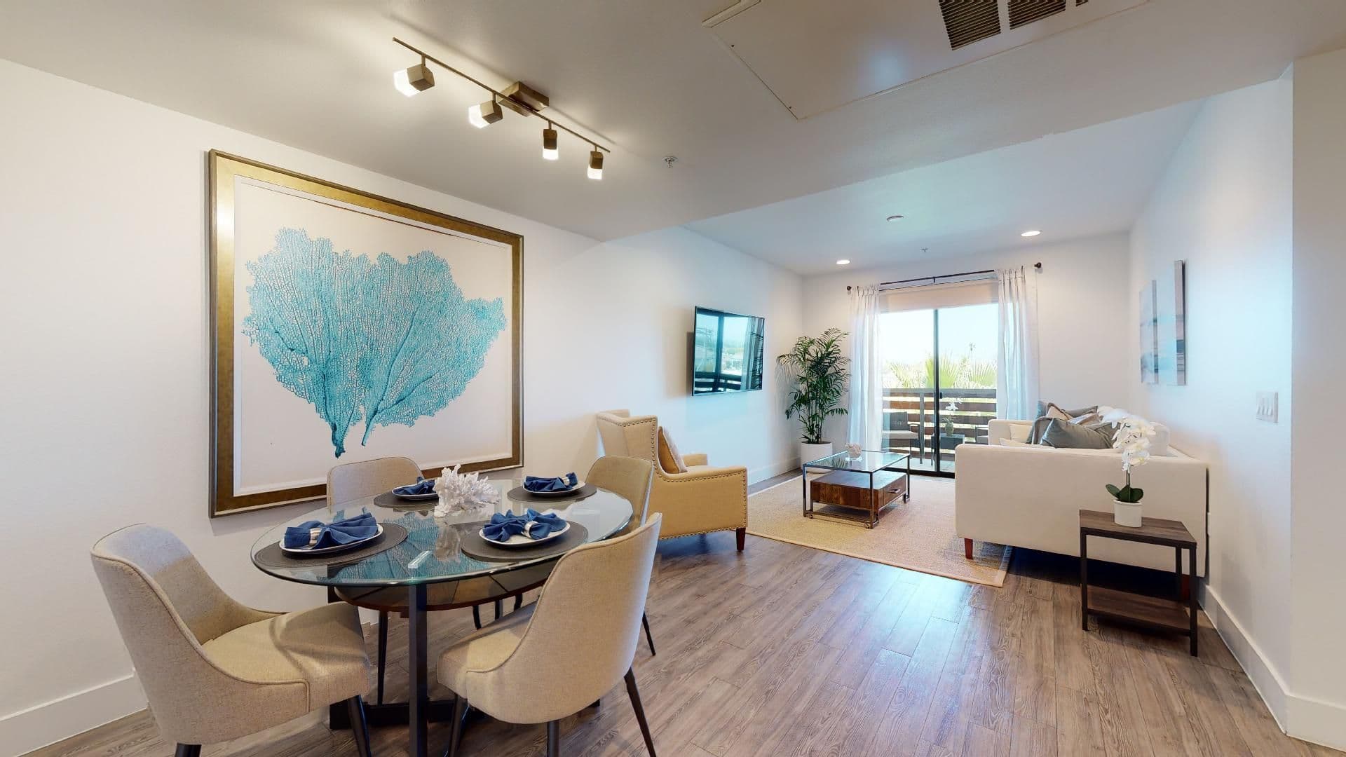 Chula Vista Apartment: 986 Broadway