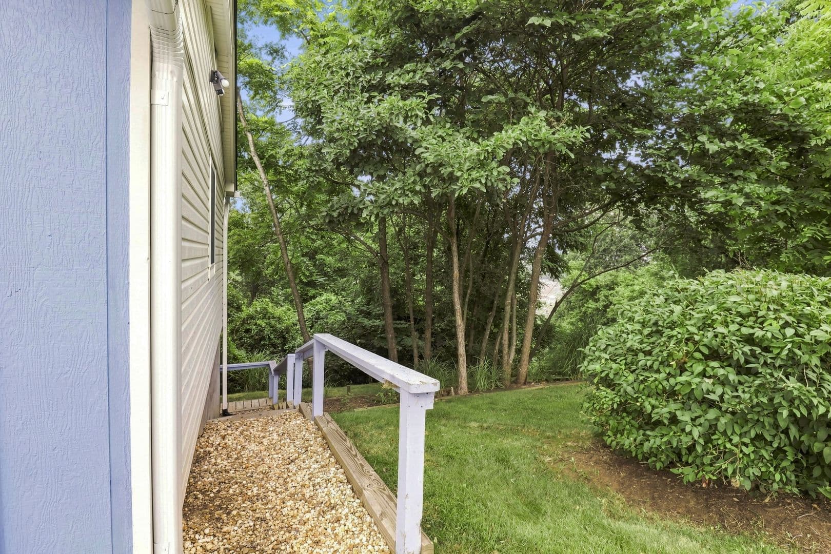Mars Hill Apartment: 836 Mountain View Road