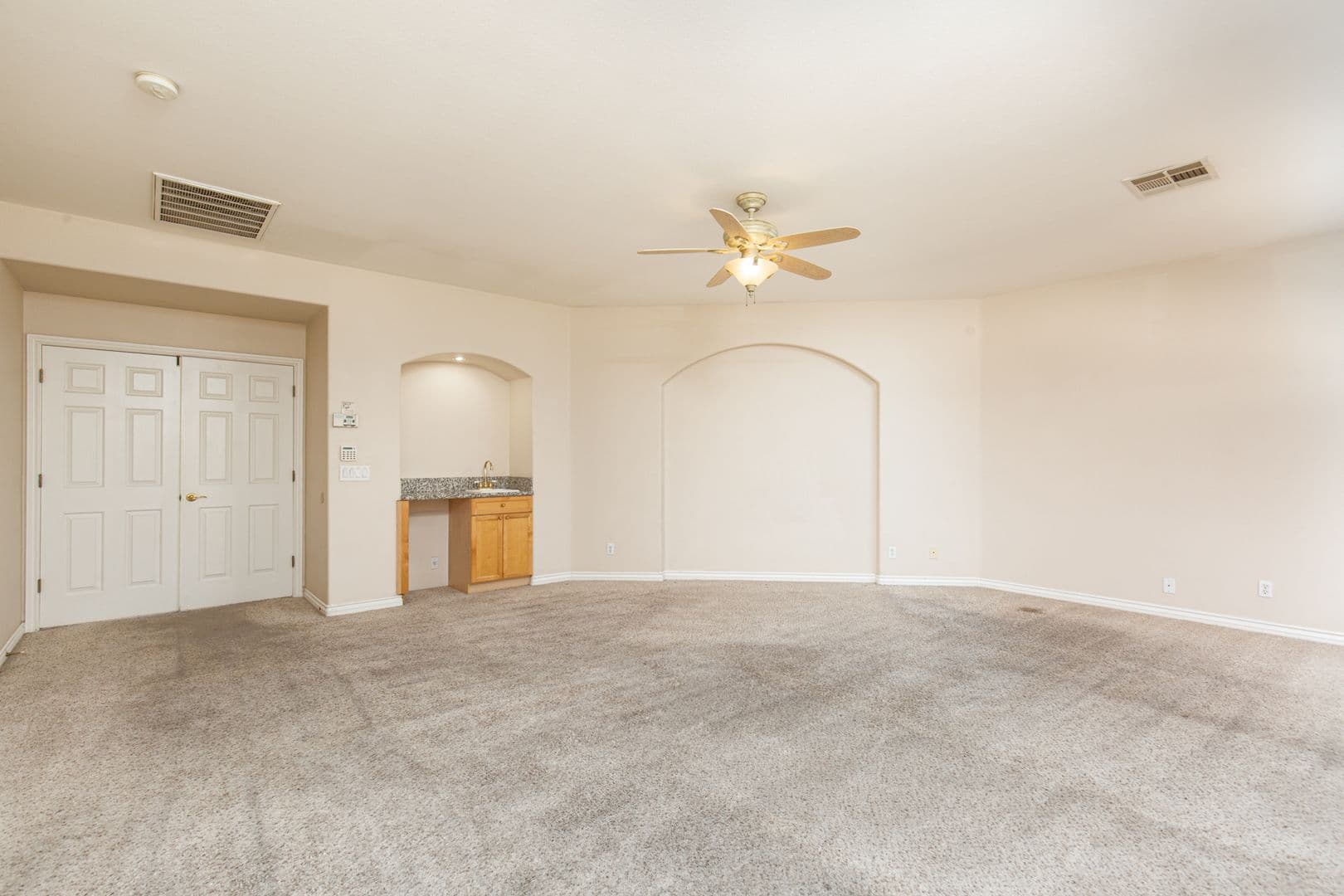 Las Vegas House: 16 Dollar Pointe