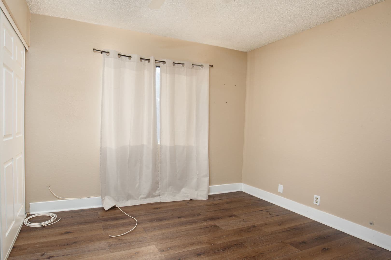 Henderson House: 619 Pepper Tree Cir
