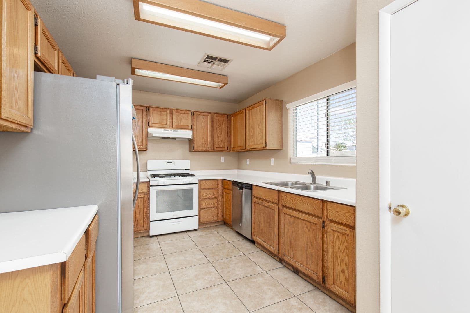 Las Vegas House: 8348 Granite Peak Ct