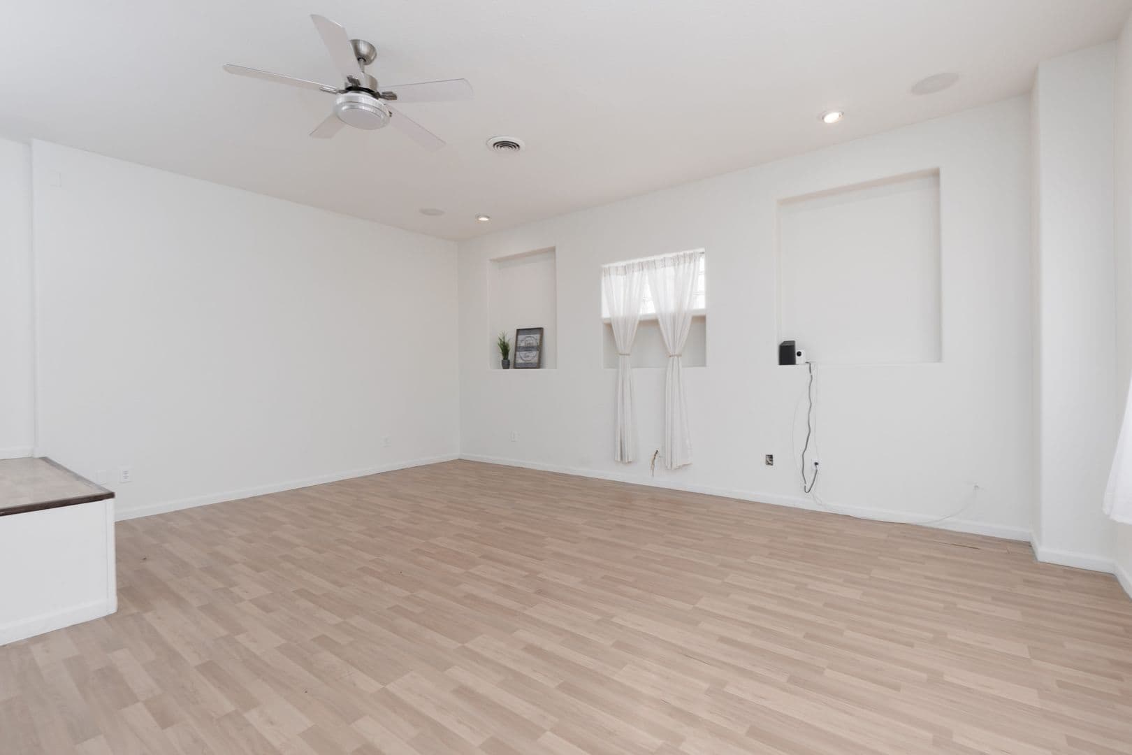 Las Vegas House: 4411 E Boston Ave