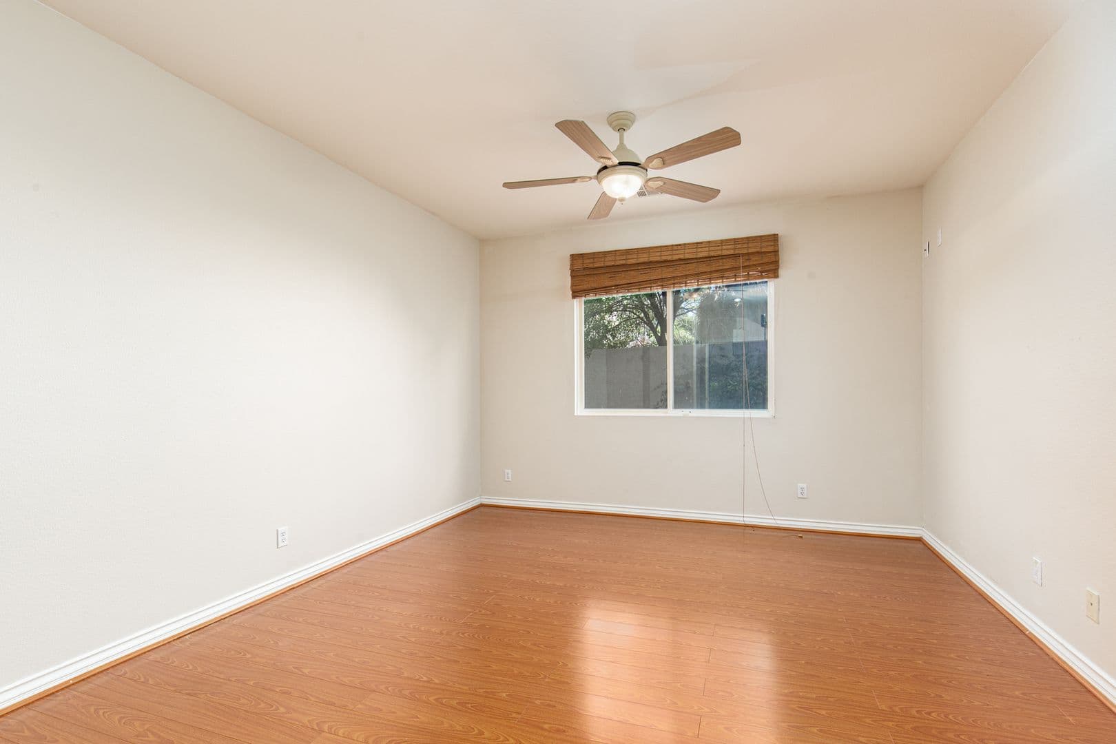 Las Vegas House: 16 Dollar Pointe