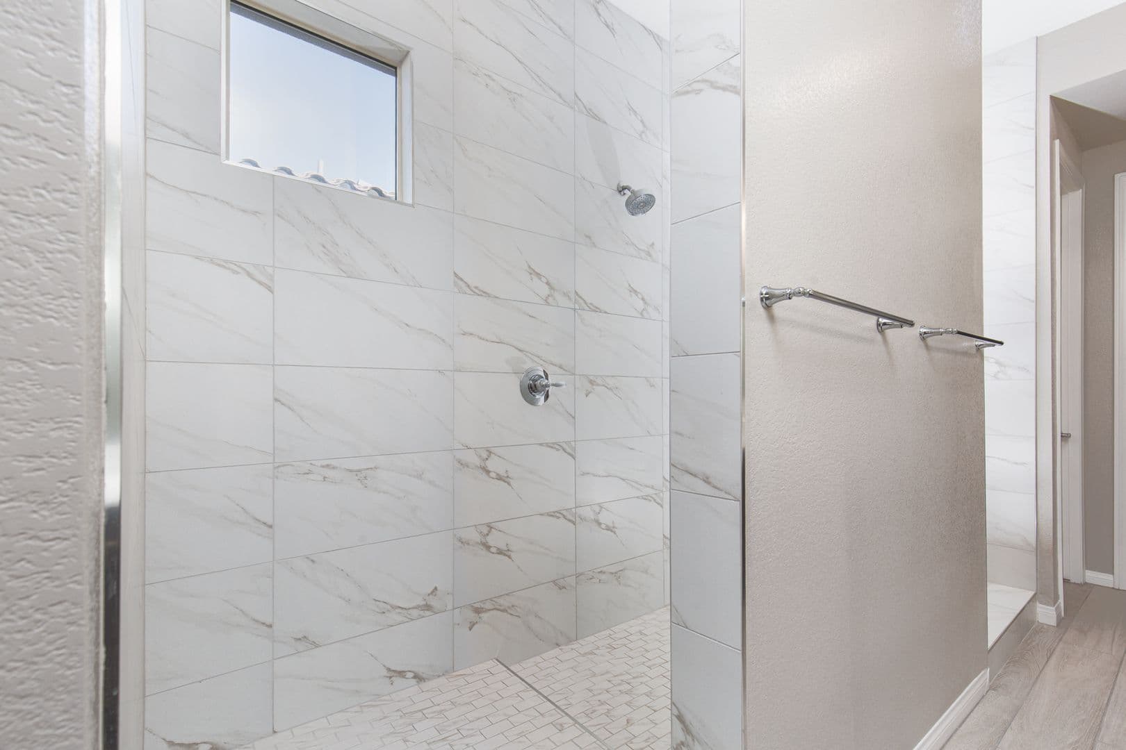 Las Vegas House: 299 Nine Mile Creek Dr
