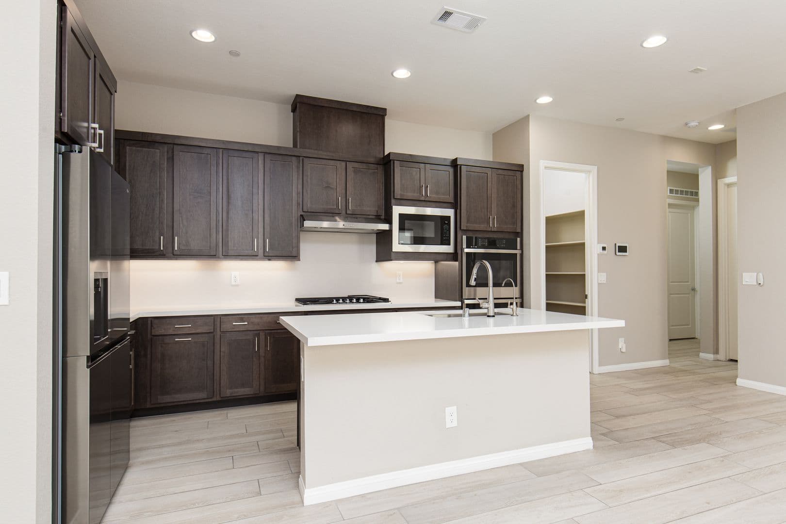 Las Vegas House: 299 Nine Mile Creek Dr