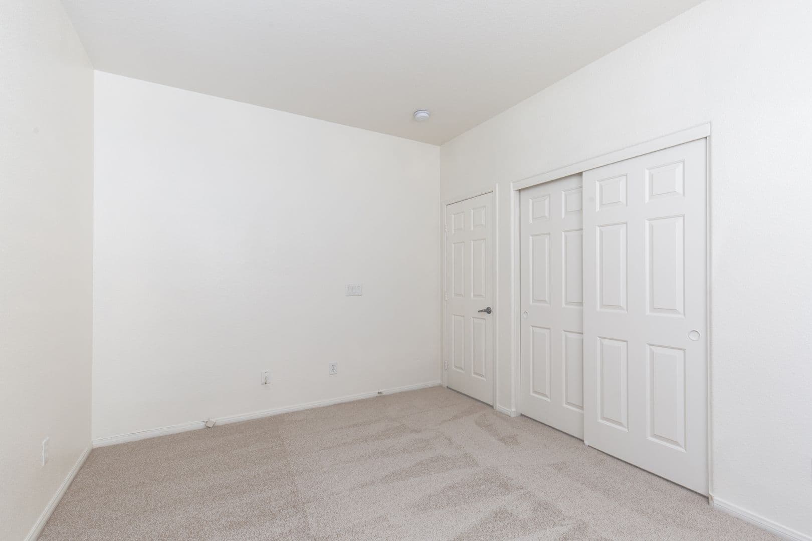Henderson House: 787 Rise Canyon Dr