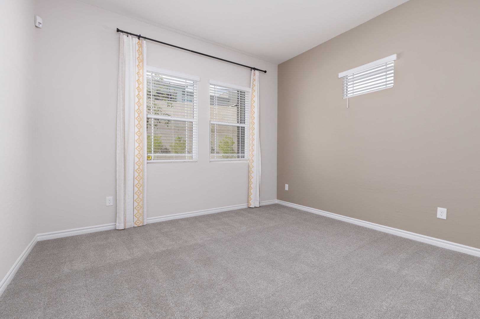Las Vegas House: 929 Silverfir Ct