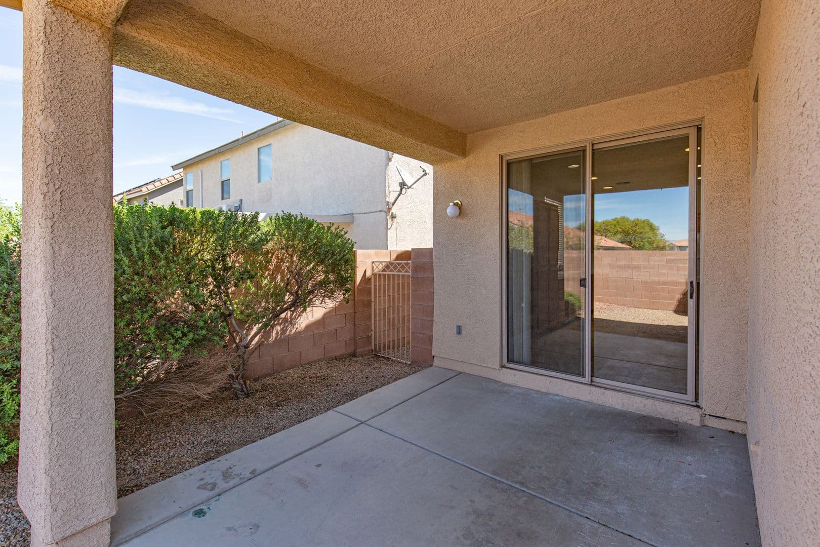 Henderson House: 787 Rise Canyon Dr