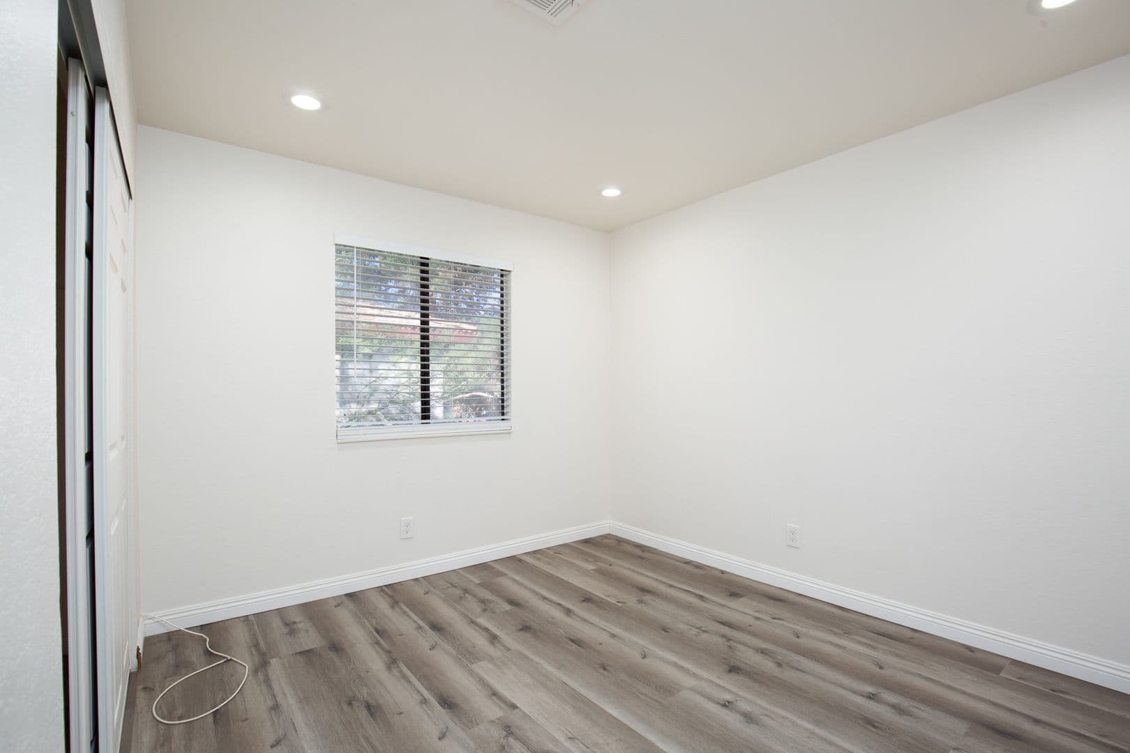 Las Vegas House: 737 Rock Springs Dr # 201