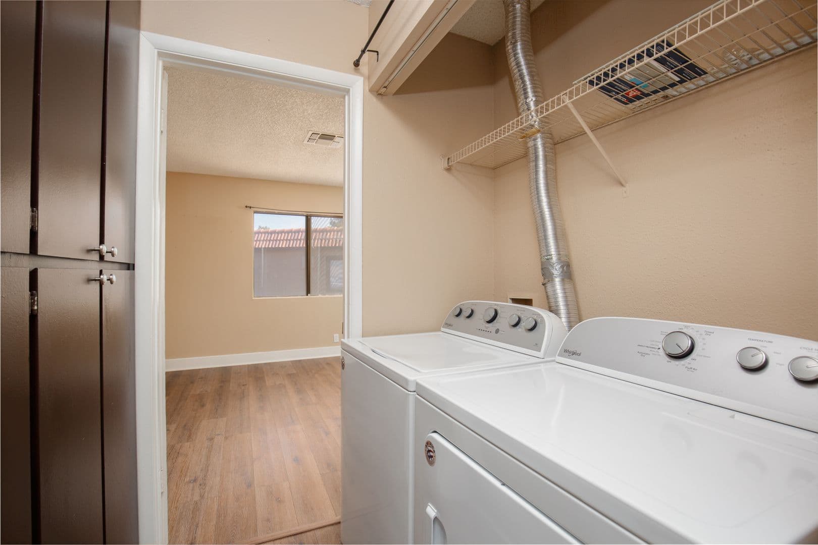 Henderson House: 619 Pepper Tree Cir