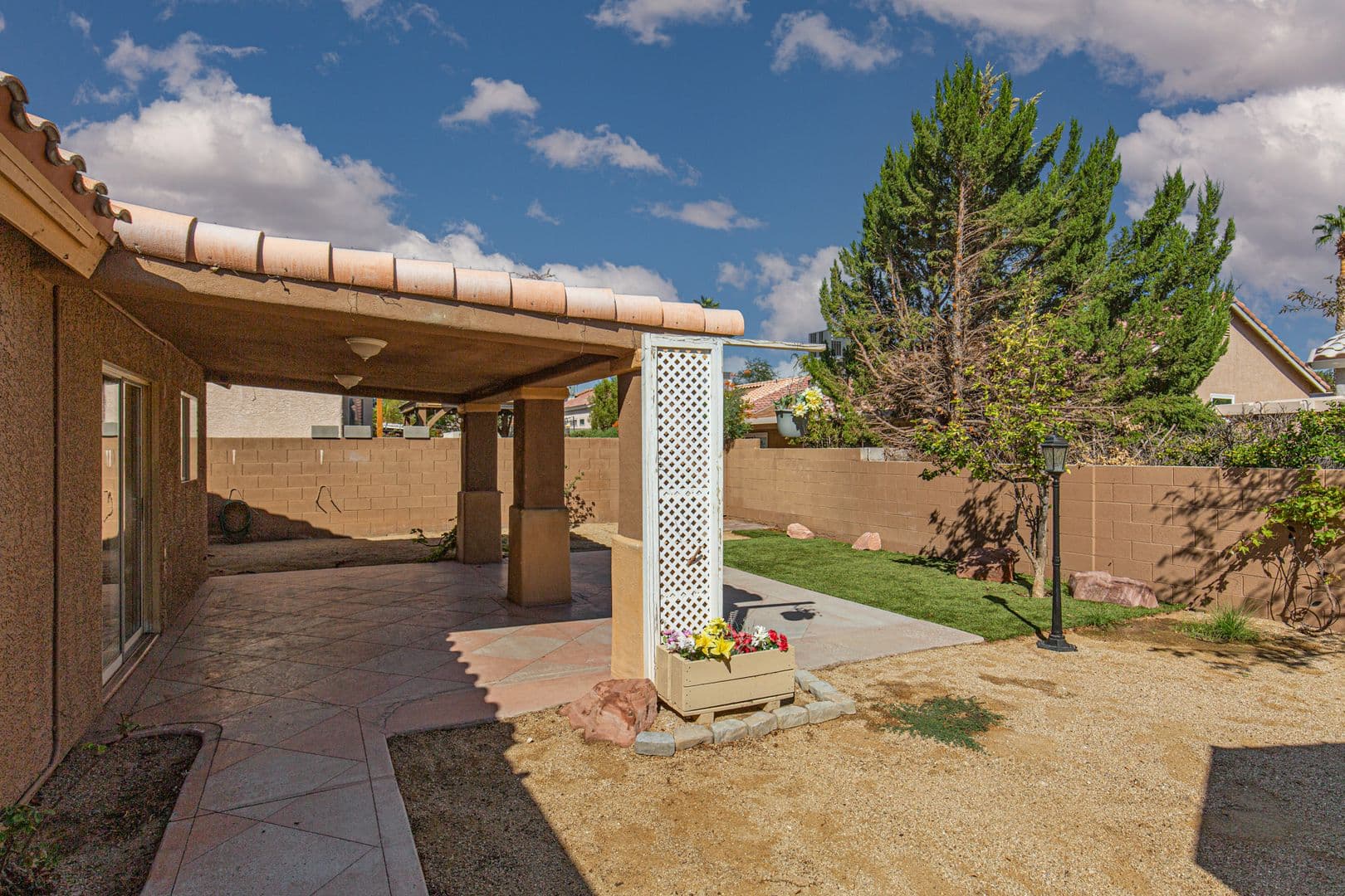 Las Vegas House: 7900 White Grass Ave