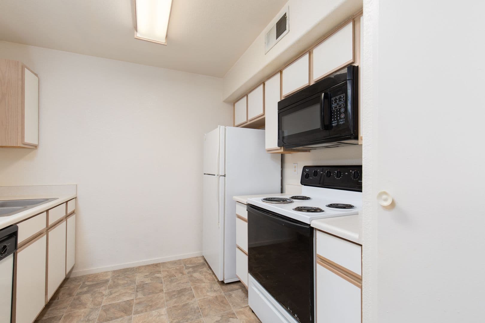 Las Vegas House: 2300 E Silverado Ranch Blvd #2022