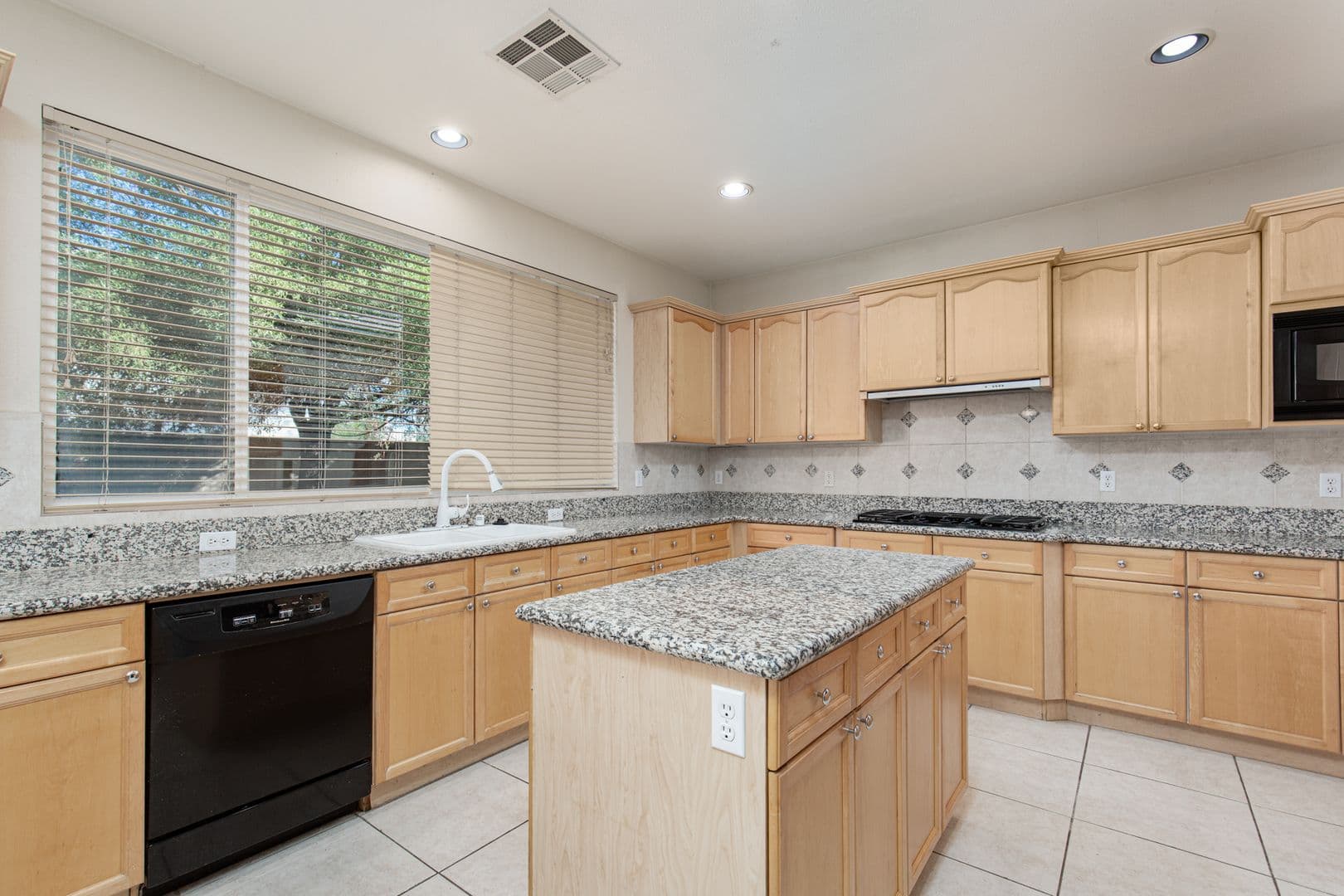Las Vegas House: 16 Dollar Pointe