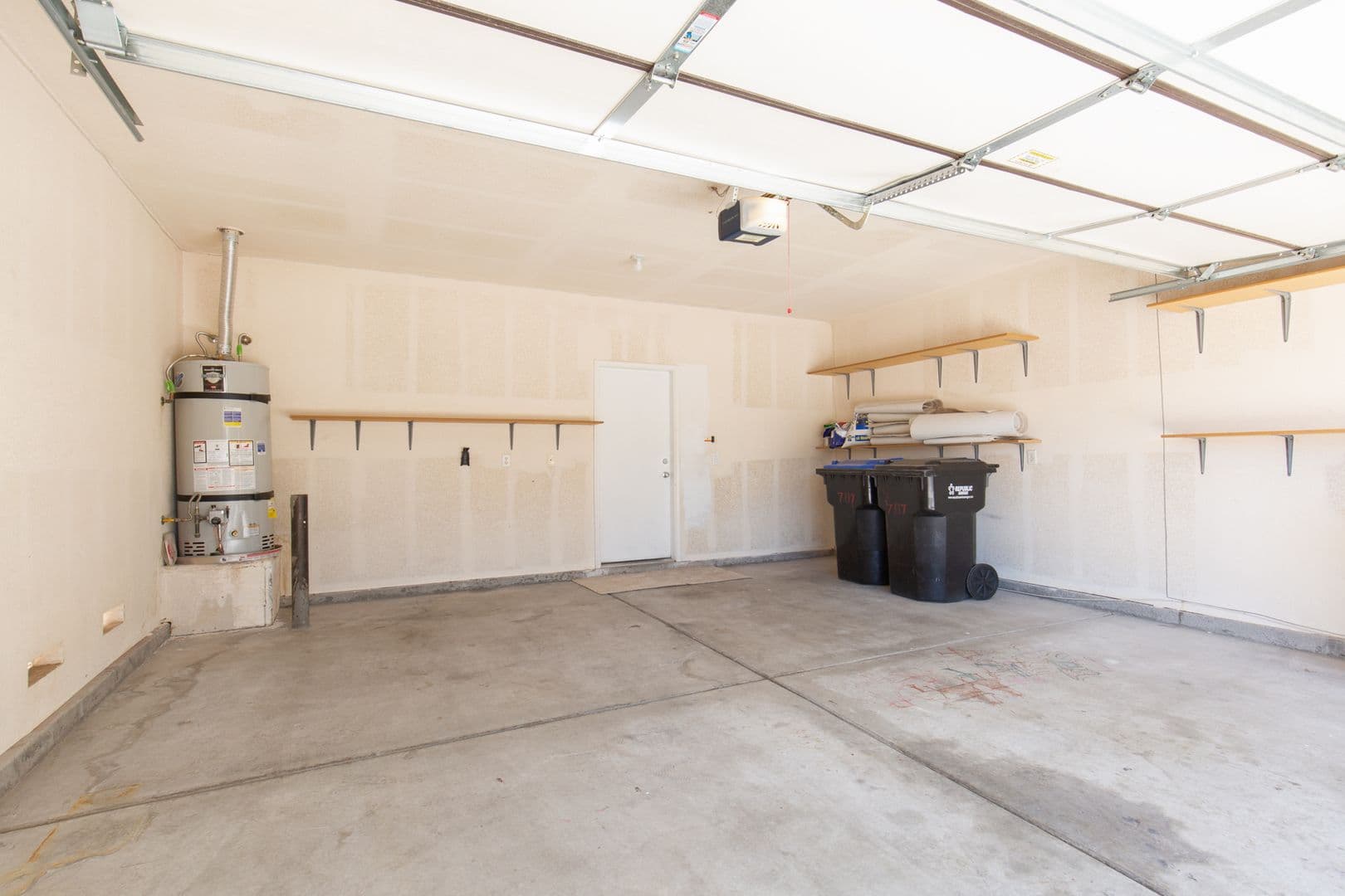 Henderson House: 787 Rise Canyon Dr