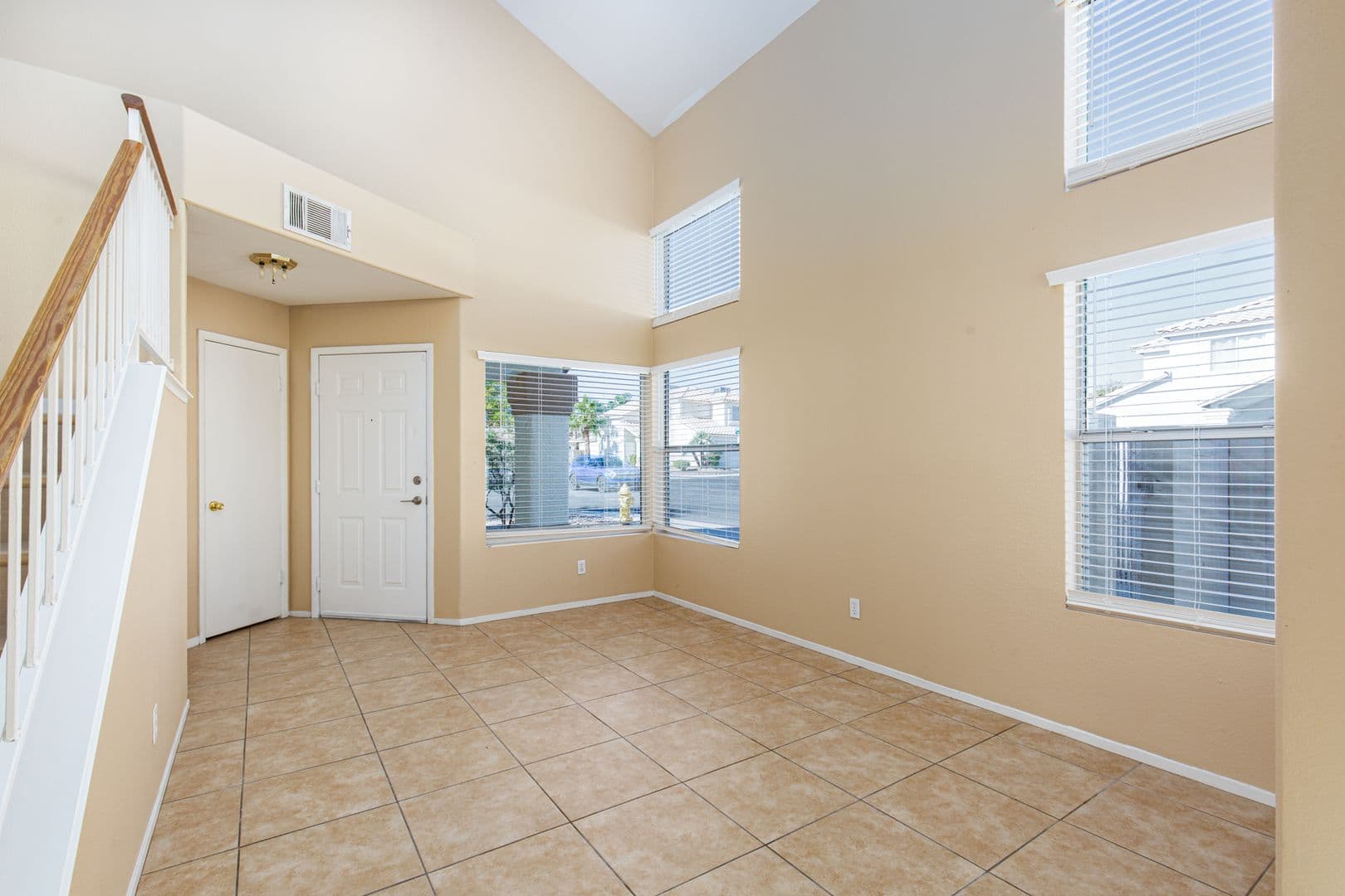 Las Vegas House: 8348 Granite Peak Ct