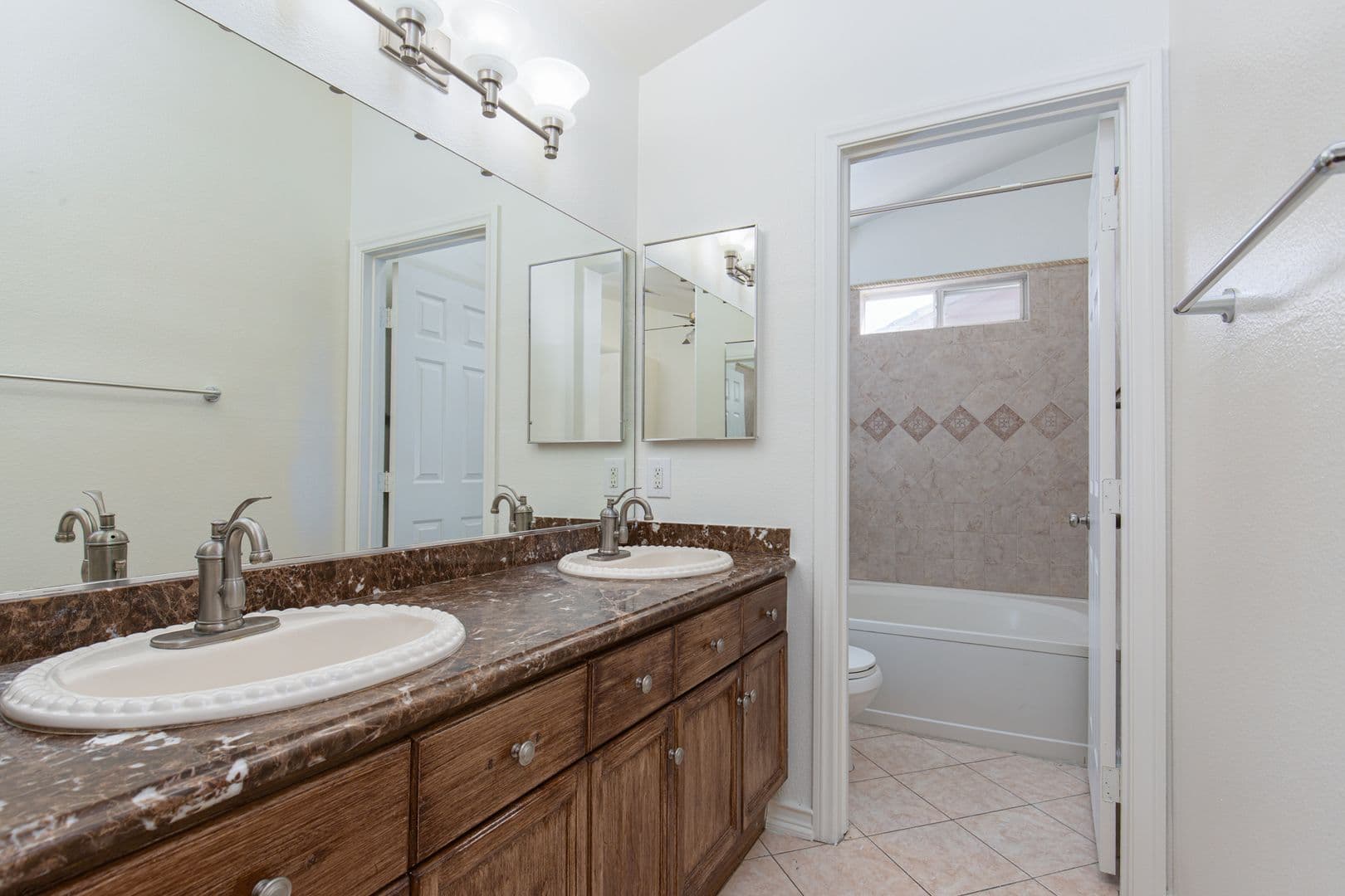 Las Vegas House: 7900 White Grass Ave