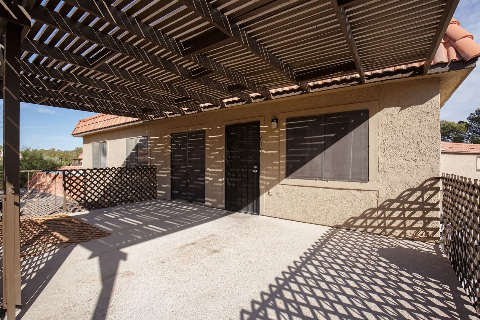 Henderson House: 619 Pepper Tree Cir