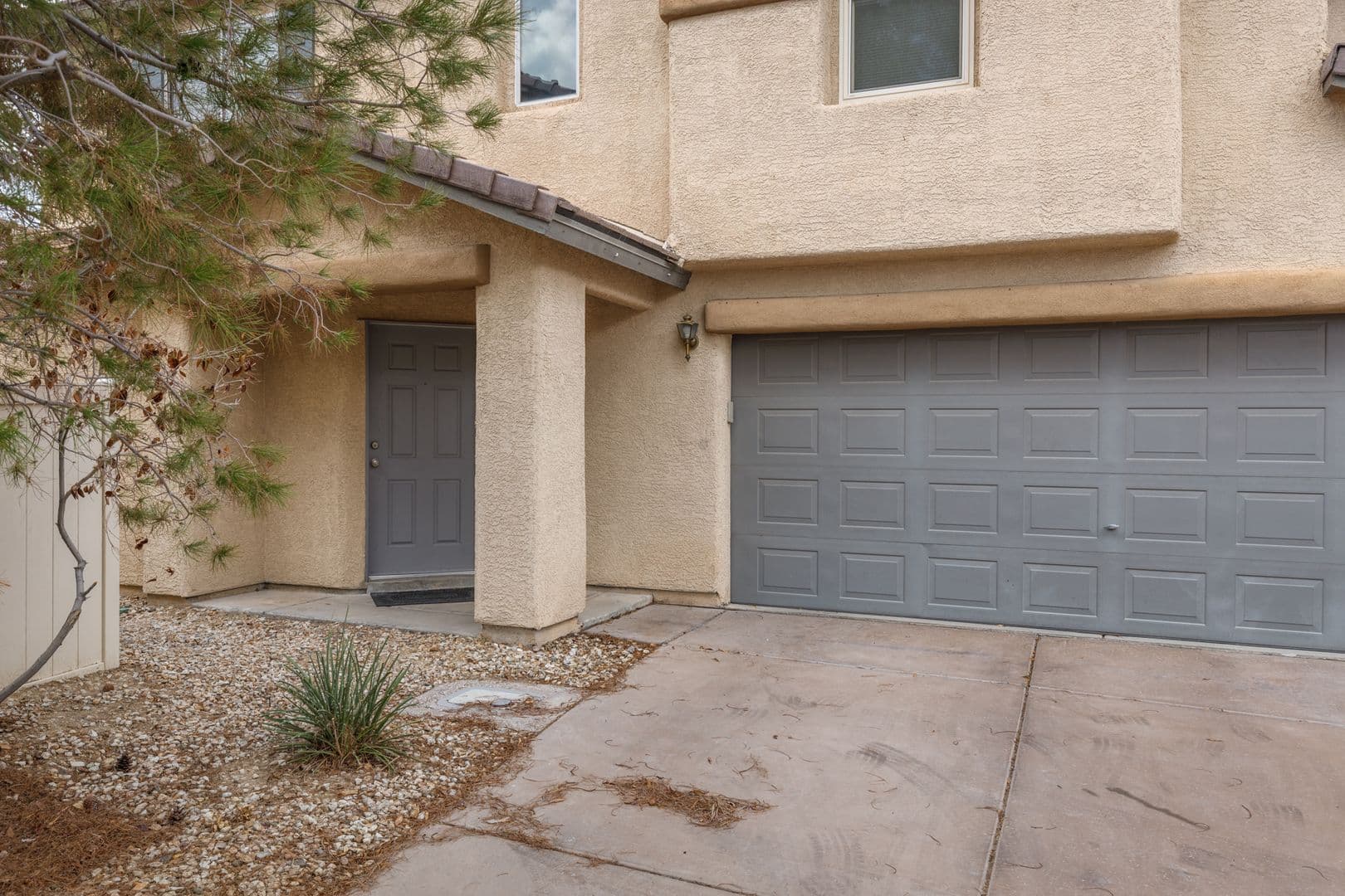 Henderson House: 791 Sunrise Crossing St