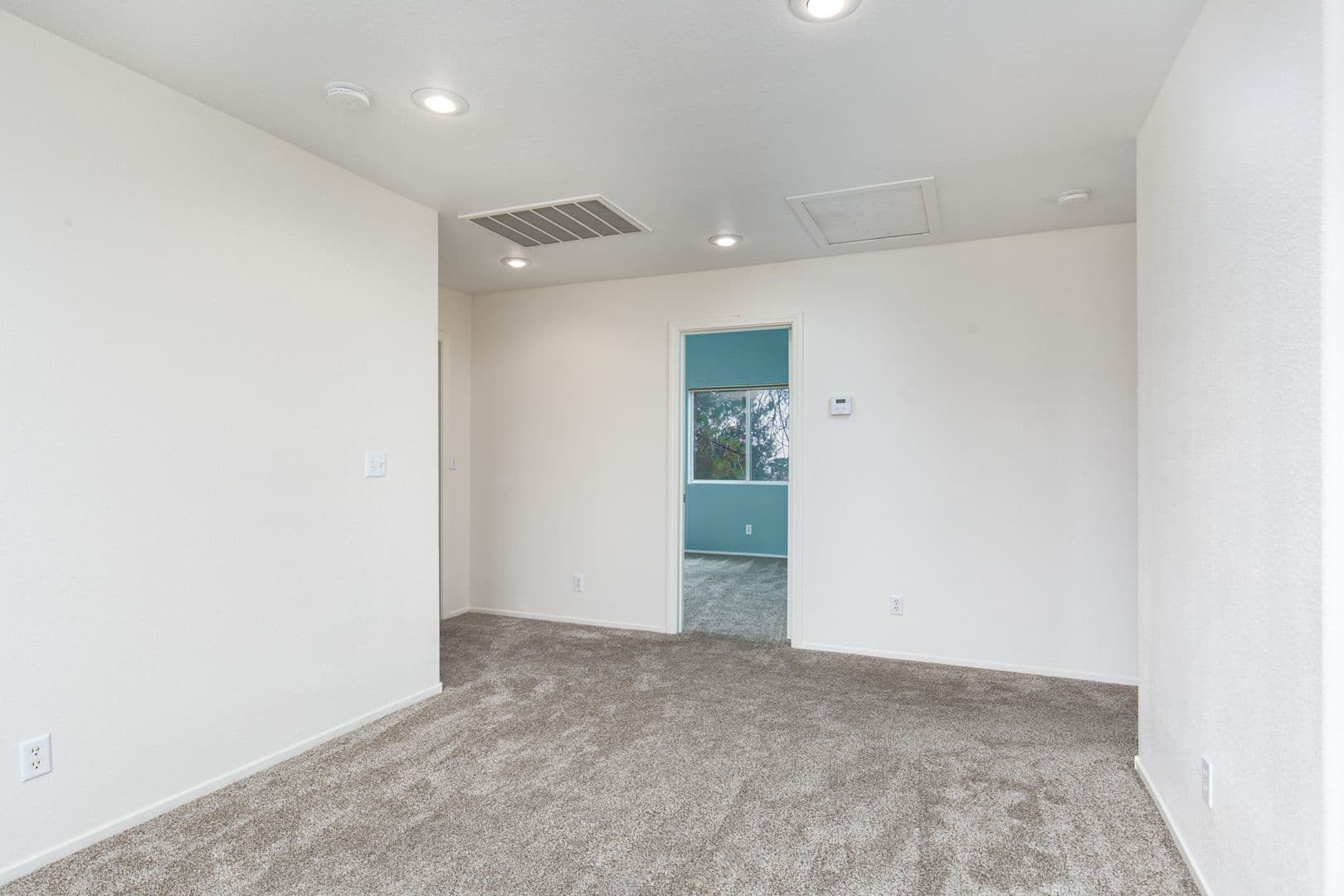 Henderson House: 256 Horizon Pointe CIR