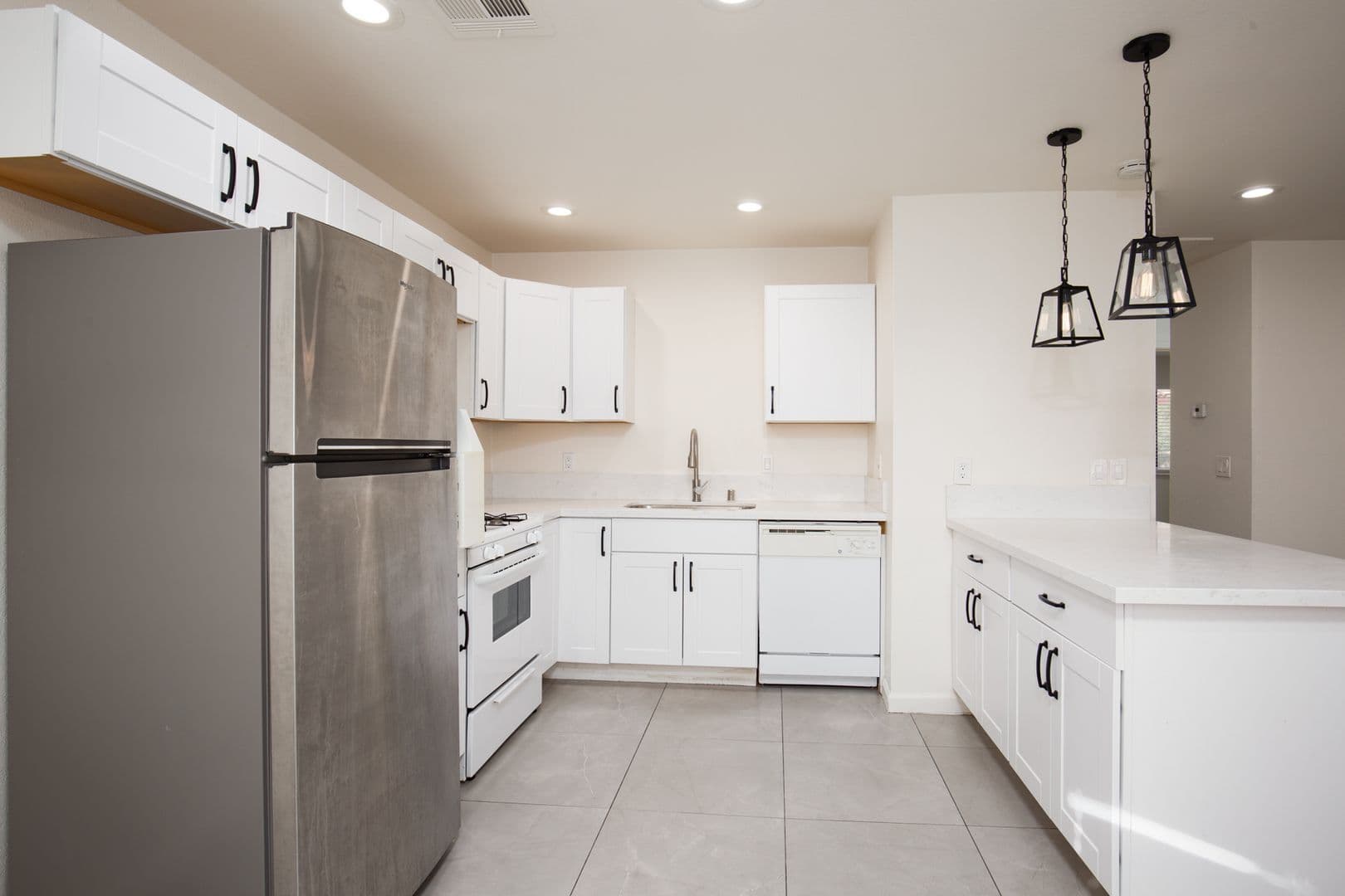 Las Vegas House: 737 Rock Springs Dr # 201