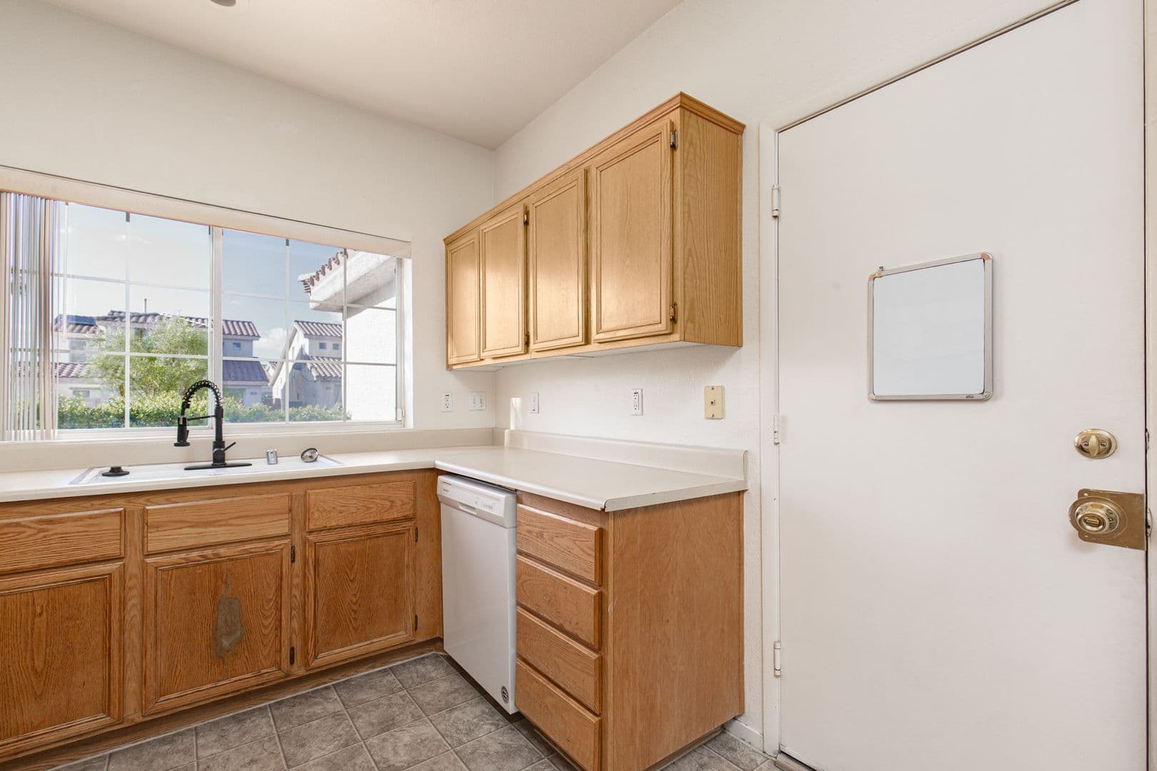 Las Vegas House: 8212 Bluff Creek Ave