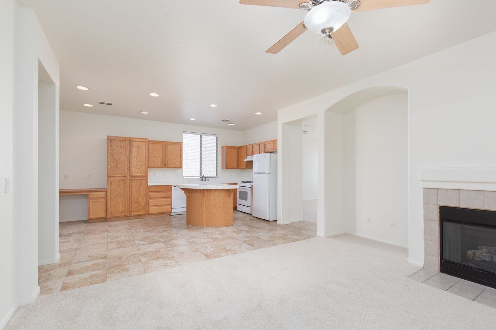 Henderson House: 787 Rise Canyon Dr