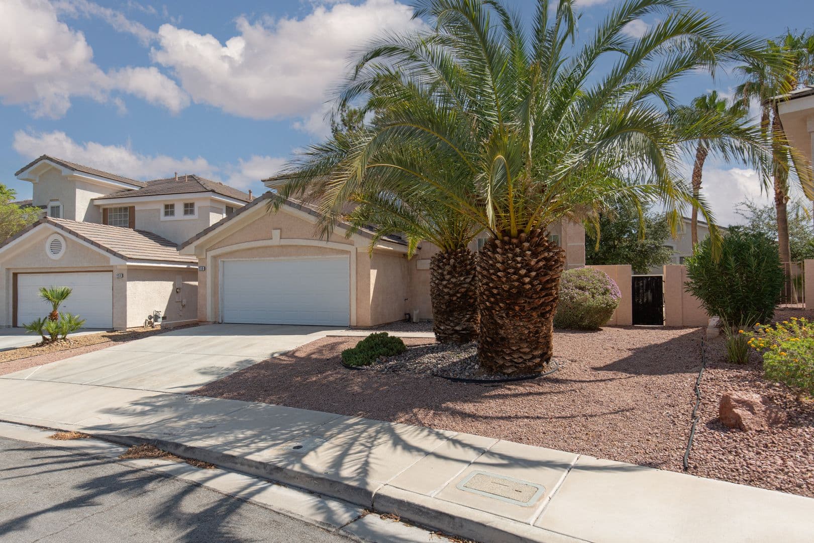 Henderson House: 256 Horizon Pointe CIR