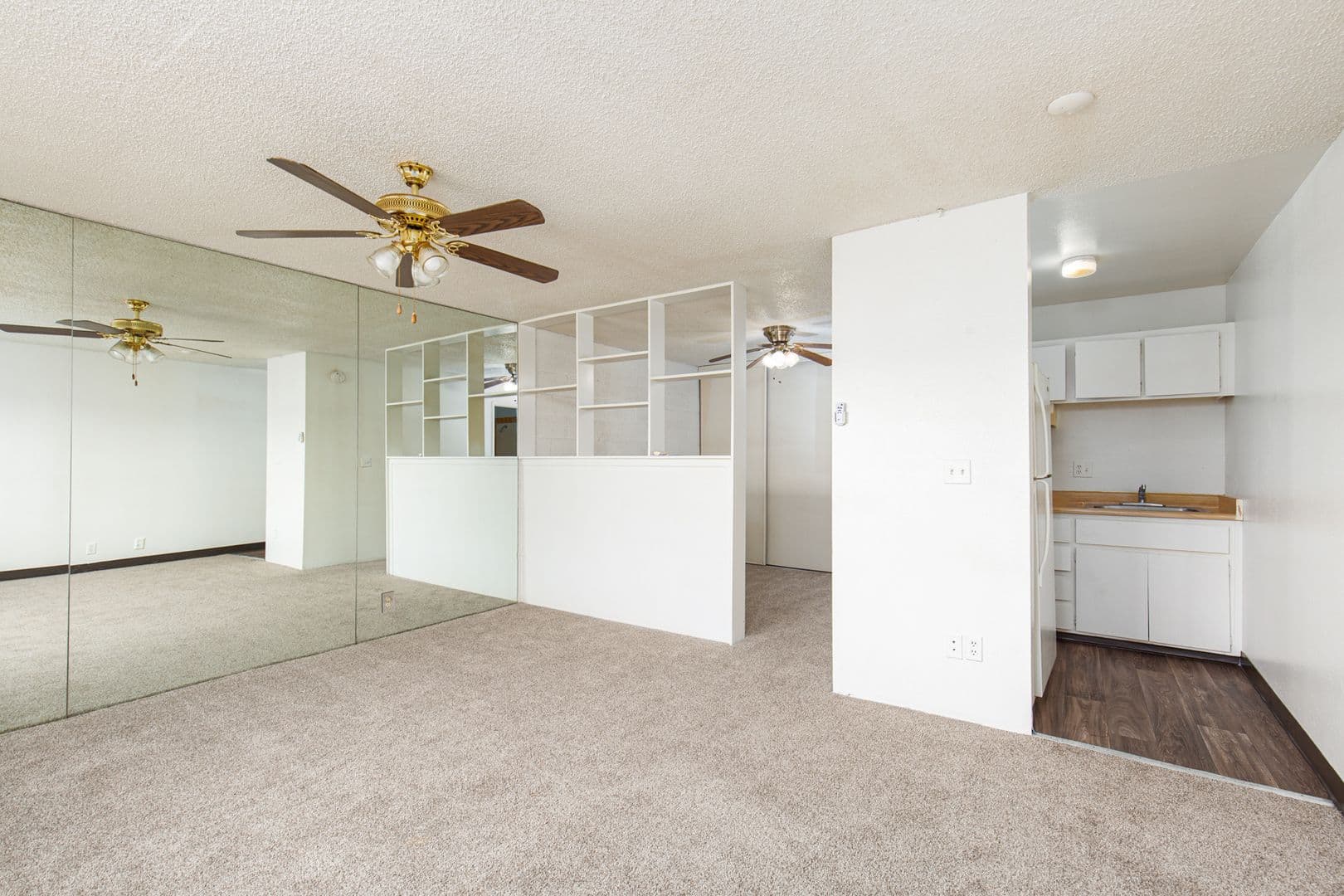 Las Vegas House: 4600 University Center Dr #247