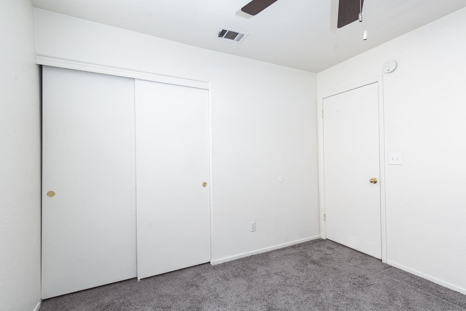 Las Vegas House: 8212 Bluff Creek Ave
