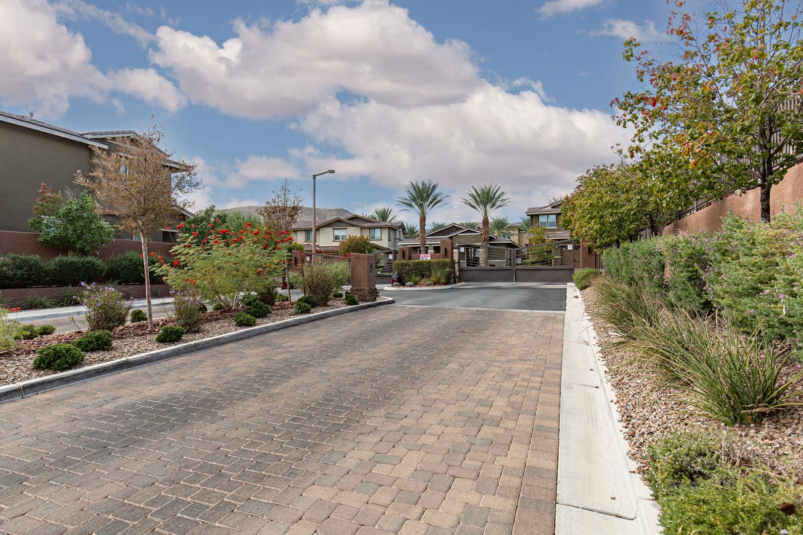 Las Vegas House: 10369 Pescado Ln