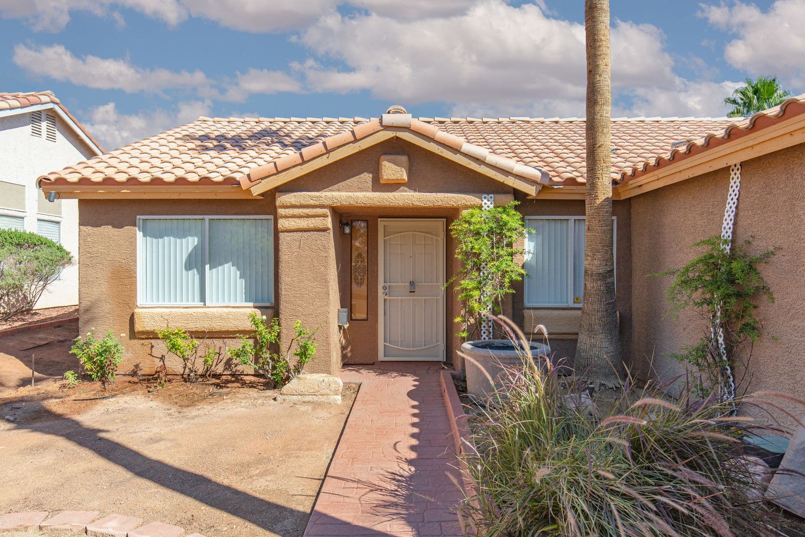 Las Vegas House: 7900 White Grass Ave