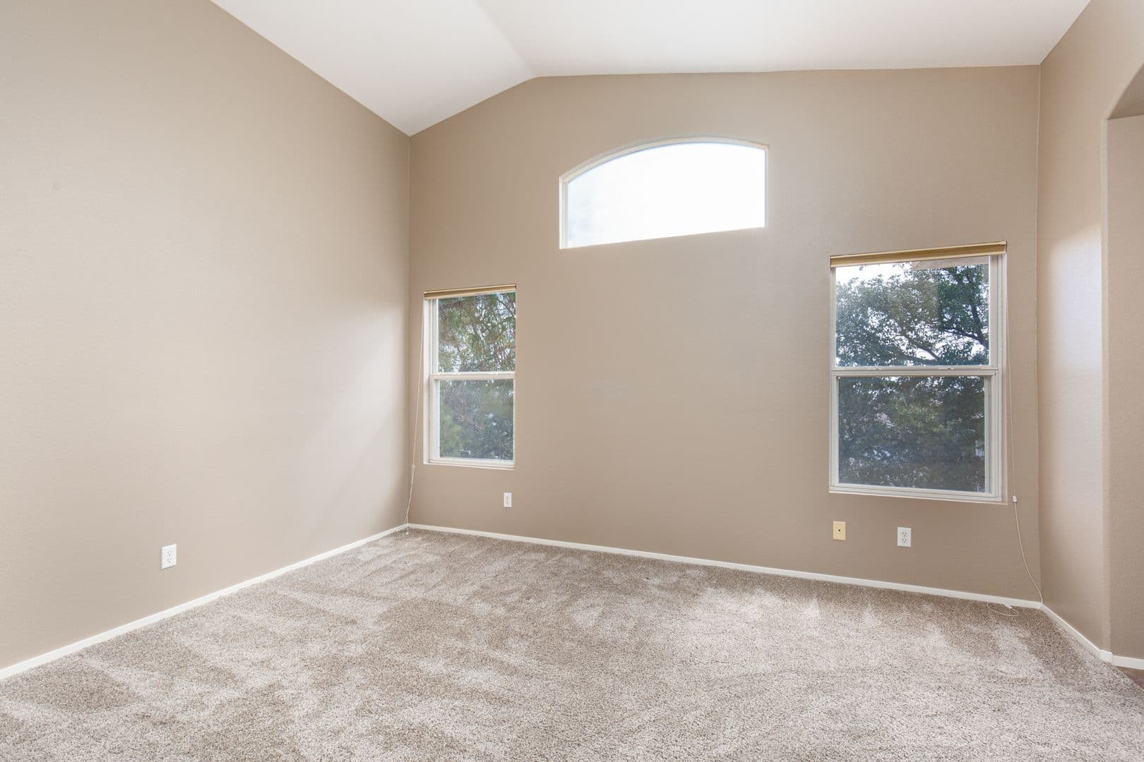 Henderson House: 256 Horizon Pointe CIR