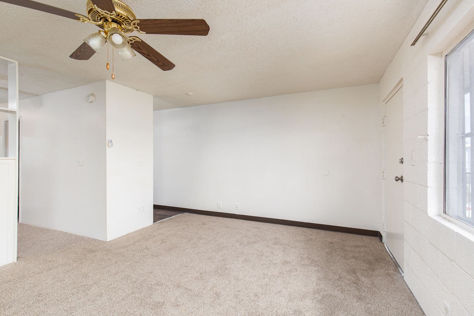 Las Vegas House: 4600 University Center Dr #247