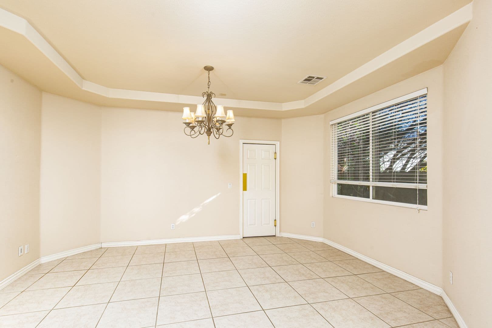 Las Vegas House: 16 Dollar Pointe