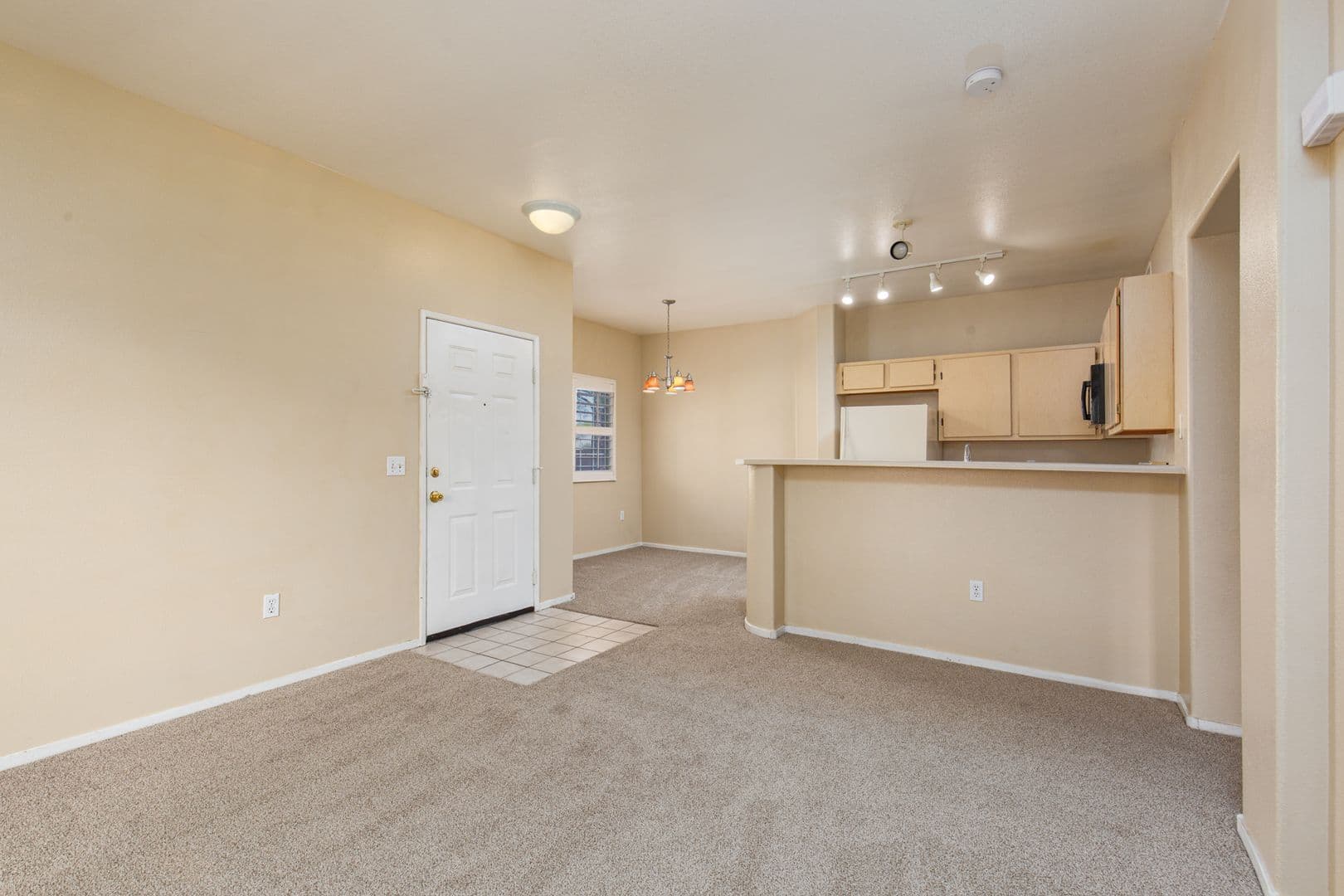 North Las Vegas House: 1881 W. Alexander Rd #101