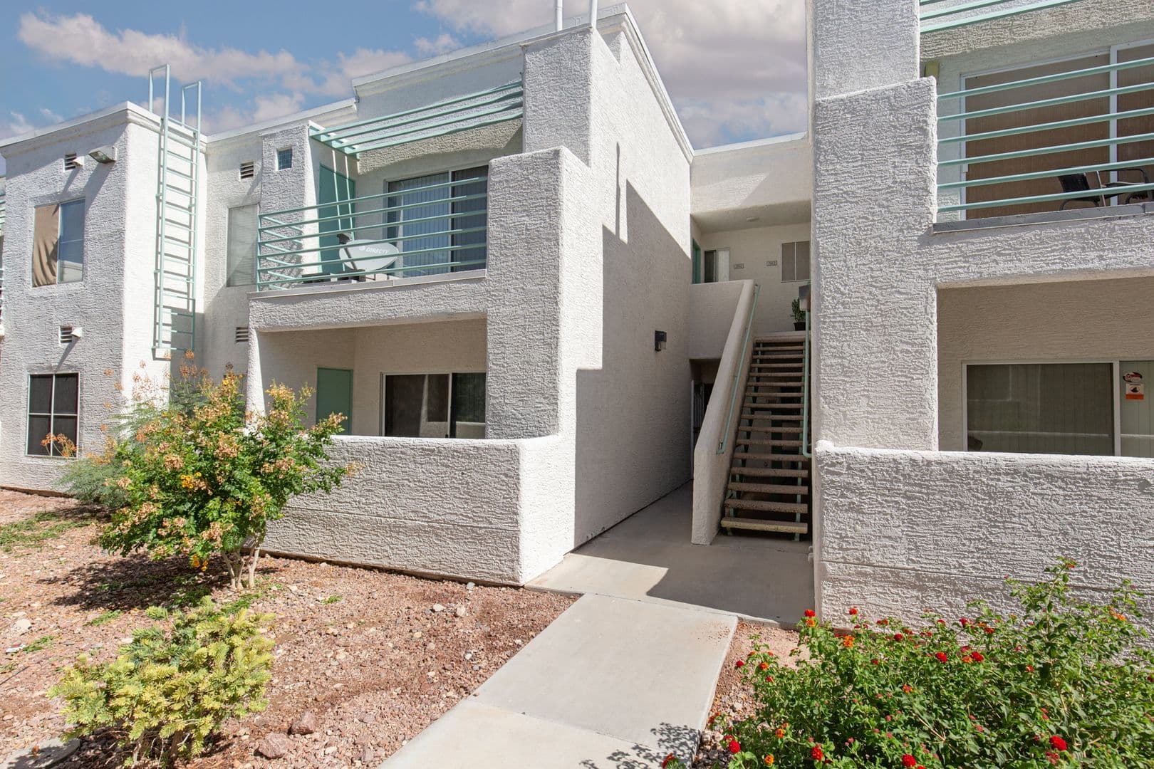 Las Vegas House: 7100 Pirates Cove Rd #2042