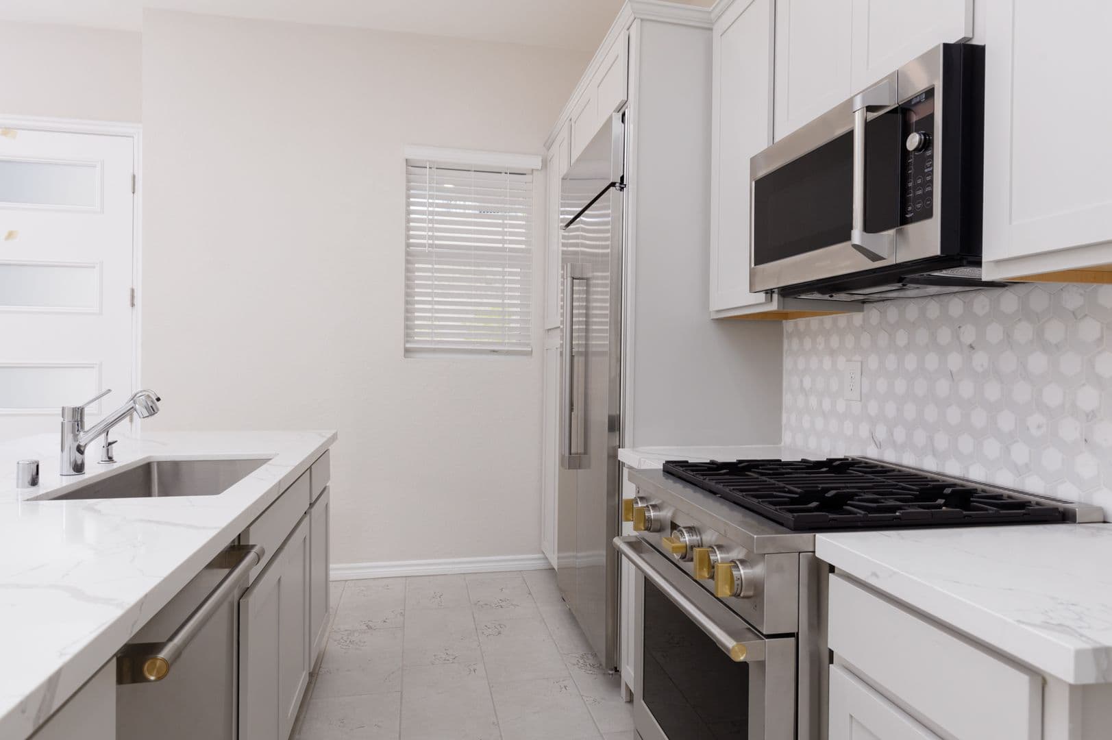 Las Vegas House: 929 Silverfir Ct
