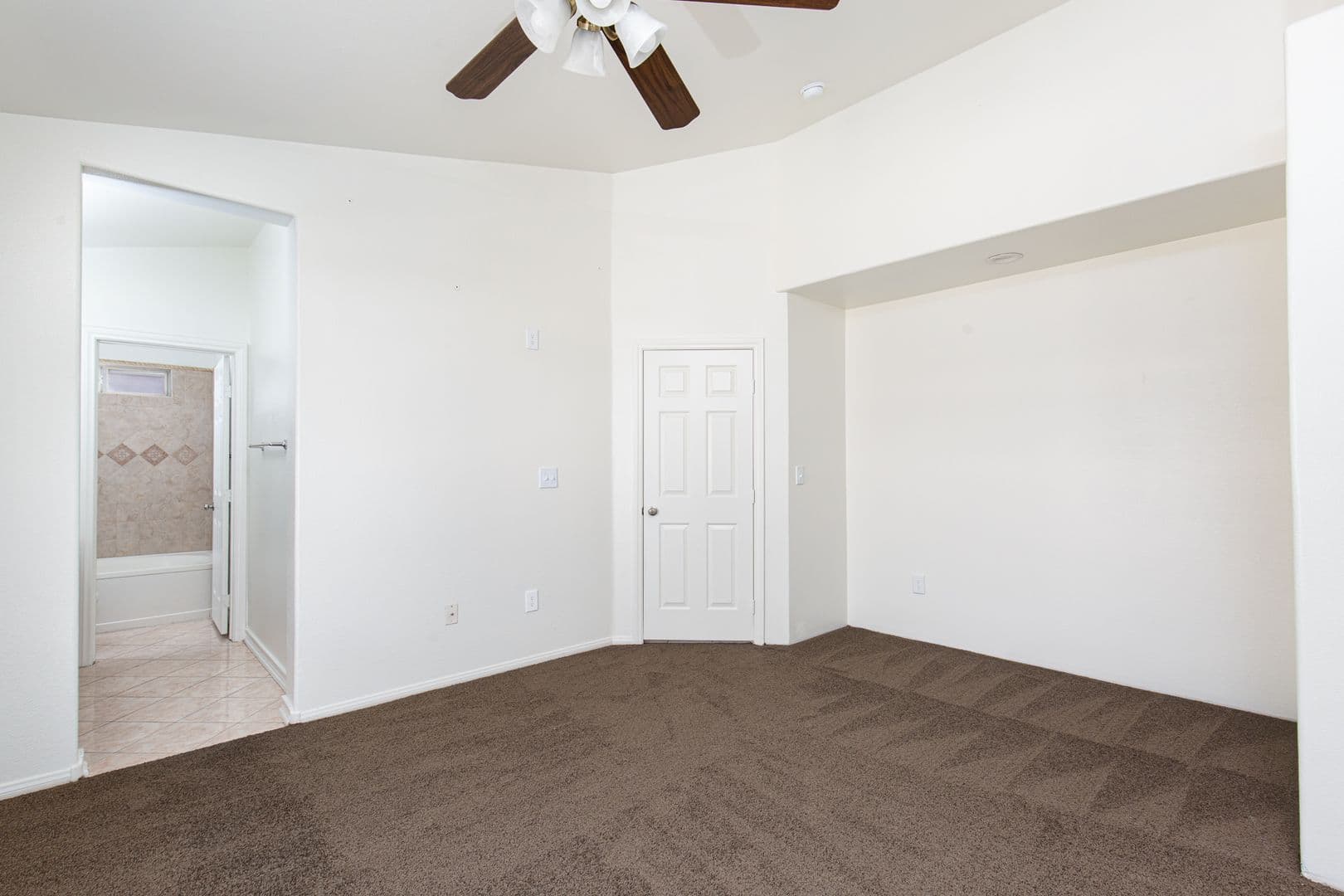 Las Vegas House: 7900 White Grass Ave