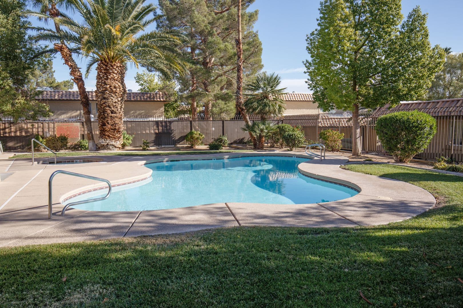 Henderson House: 619 Pepper Tree Cir