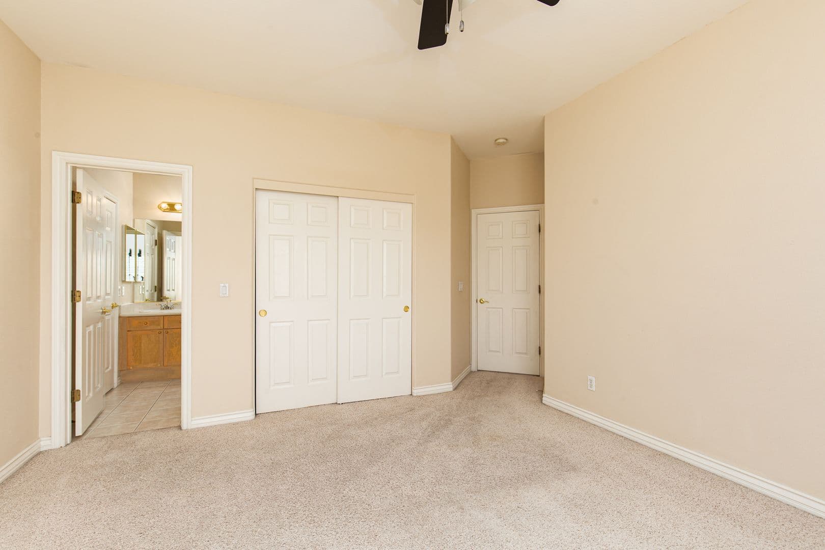 Las Vegas House: 16 Dollar Pointe