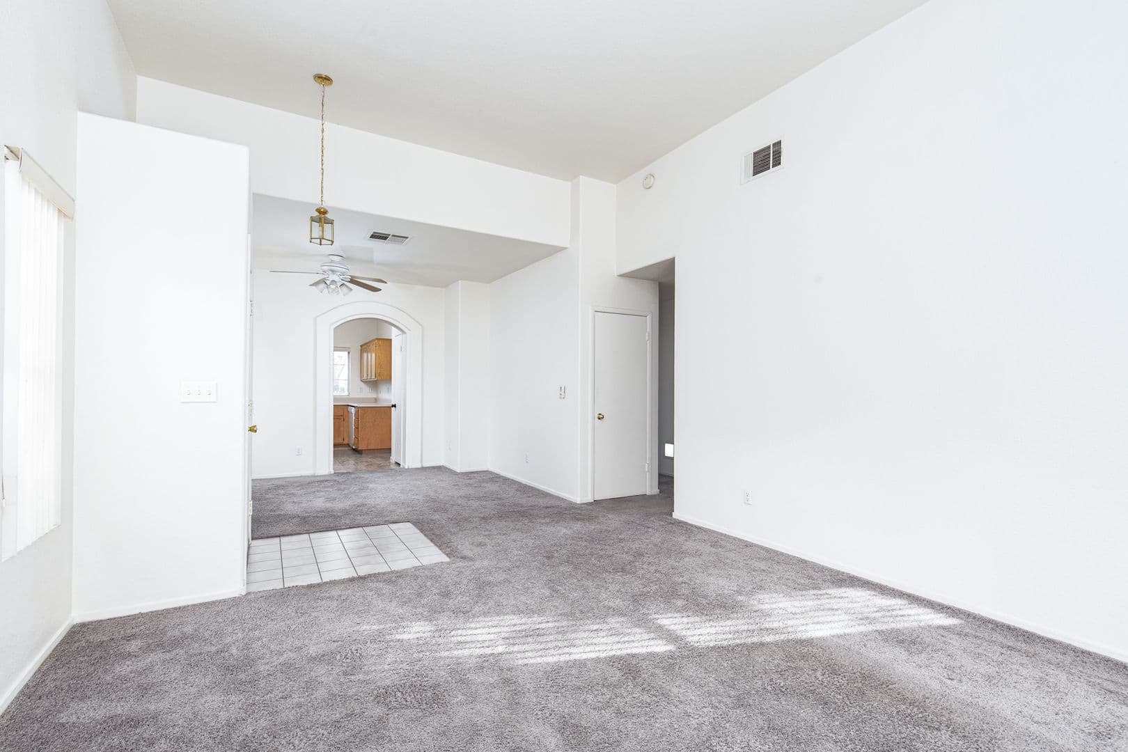 Las Vegas House: 8212 Bluff Creek Ave