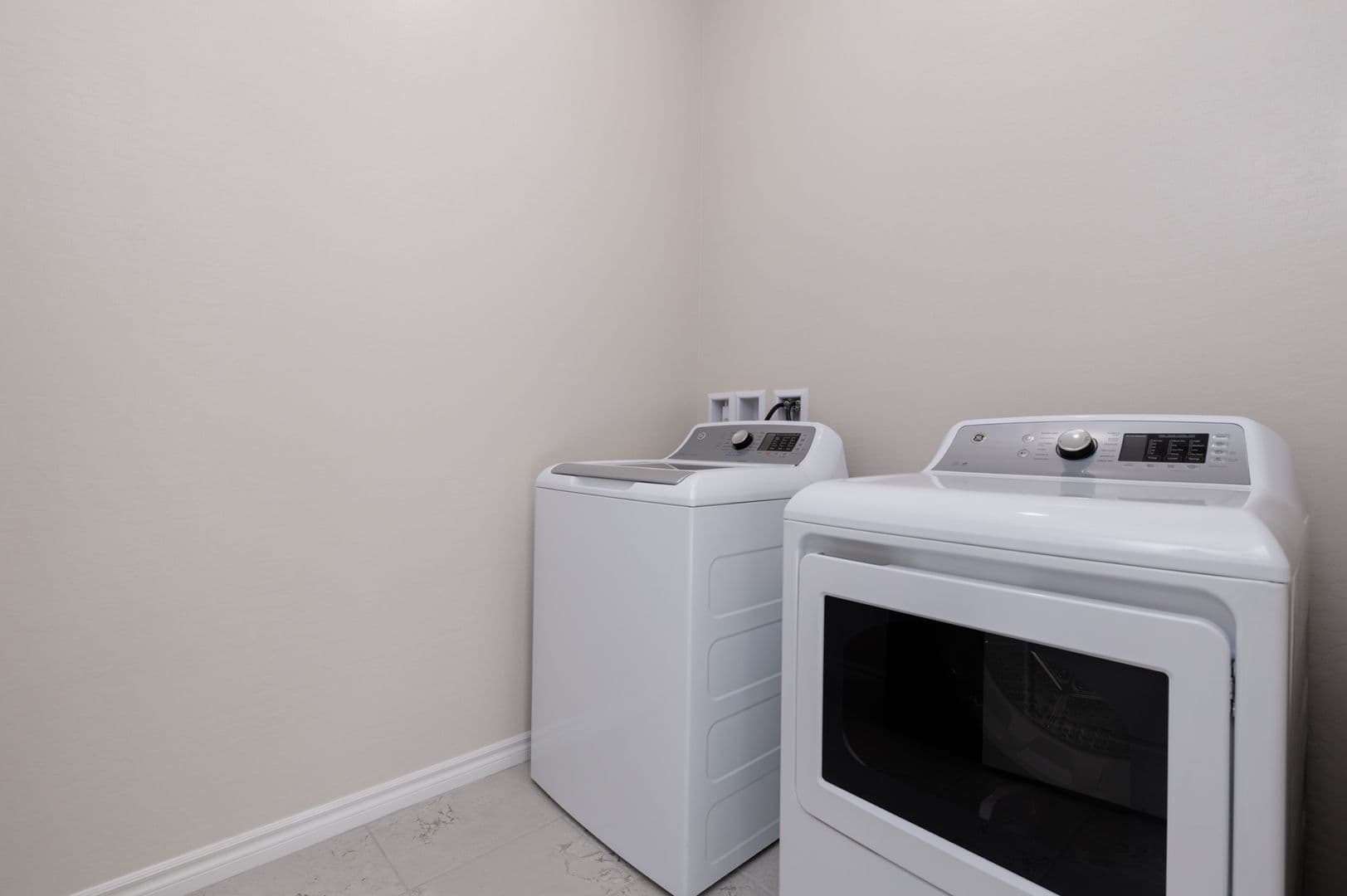 Las Vegas House: 929 Silverfir Ct
