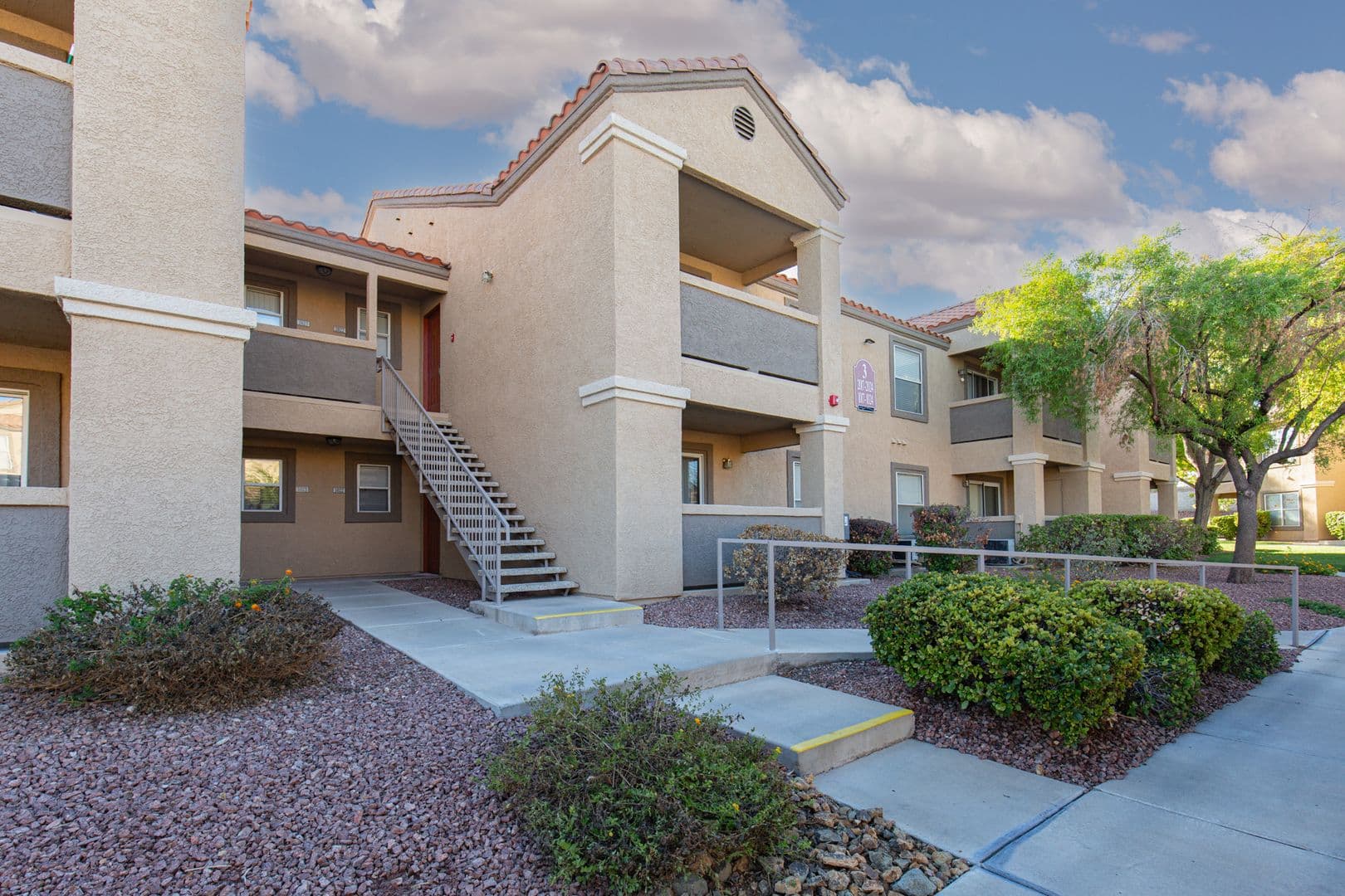 Las Vegas House: 2300 E Silverado Ranch Blvd #2022