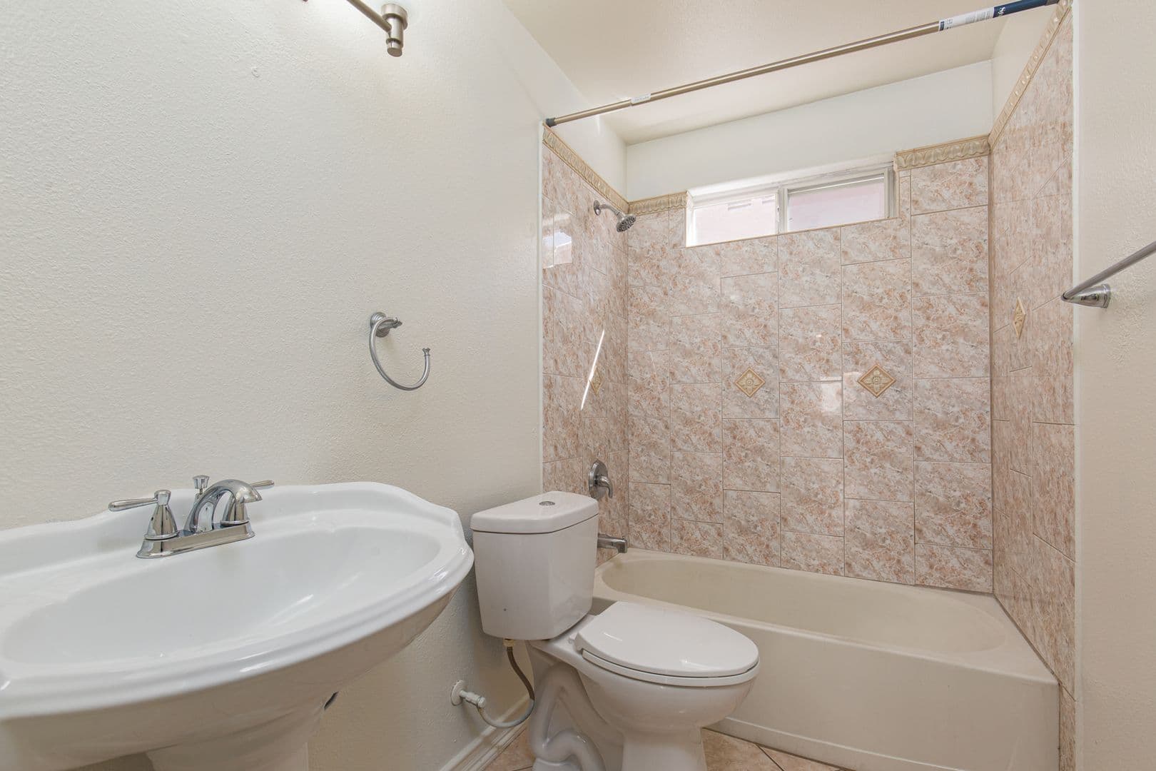 Las Vegas House: 7900 White Grass Ave