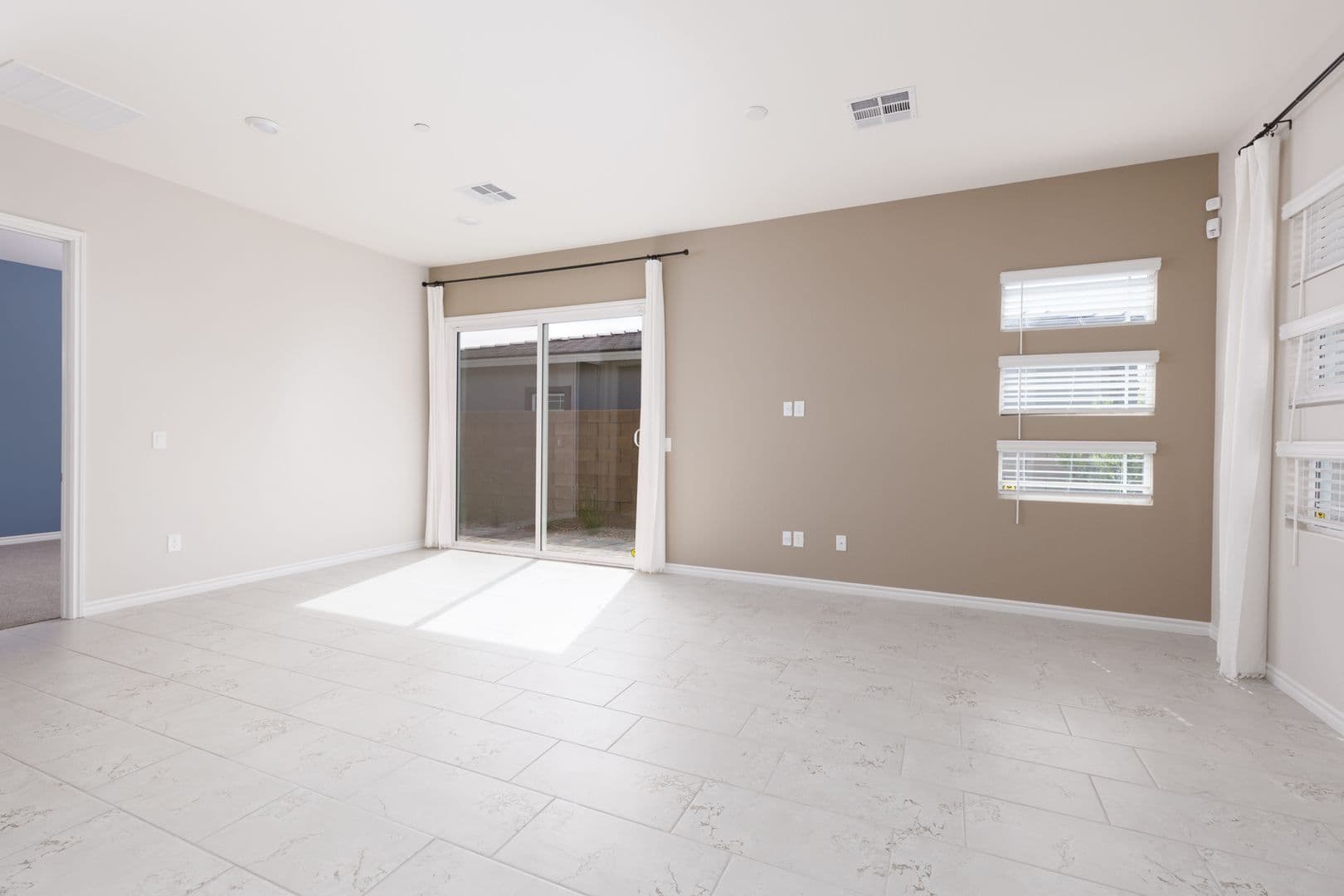 Las Vegas House: 929 Silverfir Ct