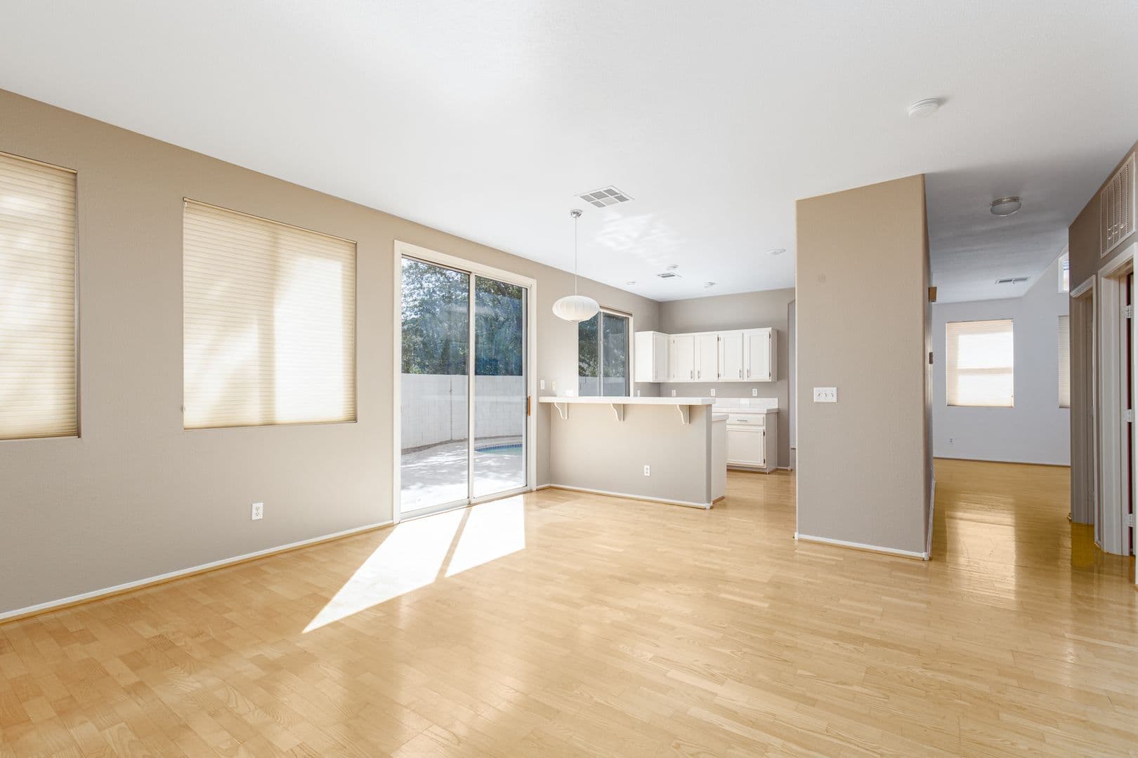 Henderson House: 256 Horizon Pointe CIR