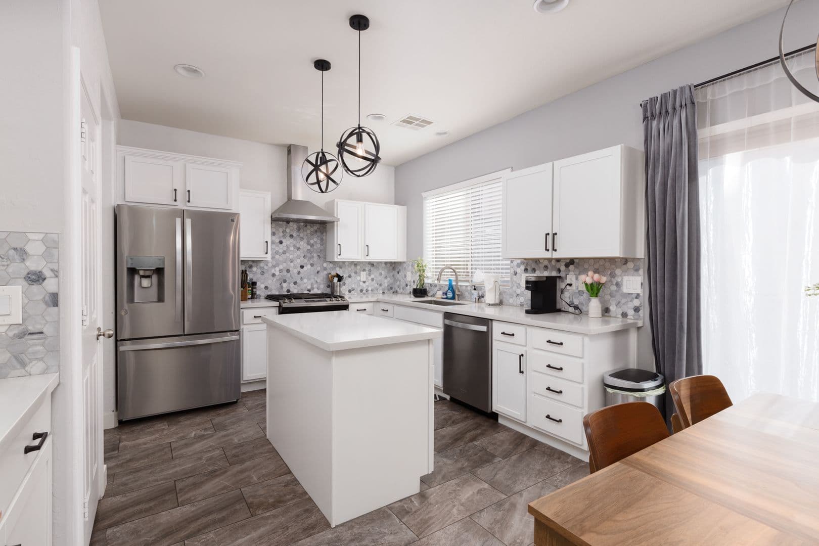 Las Vegas House: 8978 Castledowns St